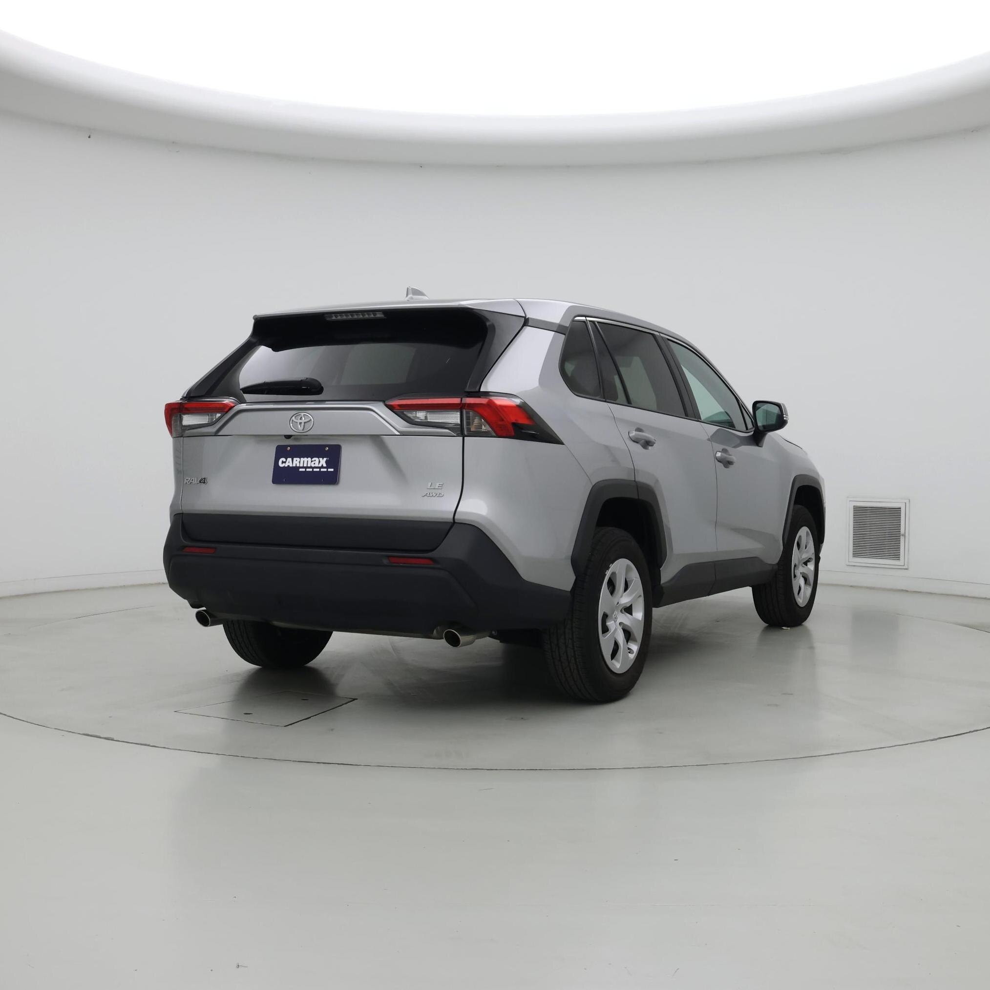 Thumbnail: 2024 Toyota RAV4 - 8