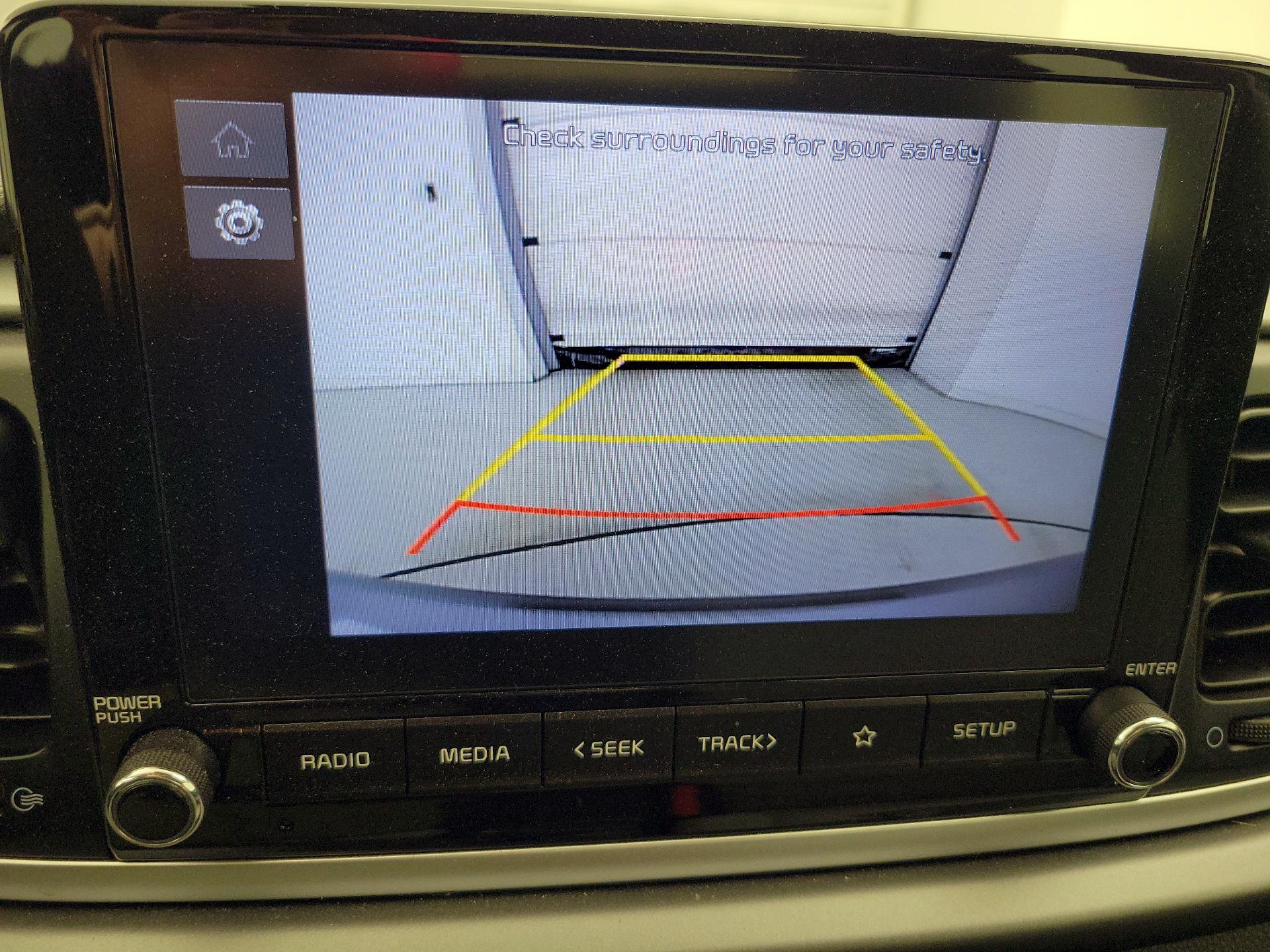 Thumbnail: 2022 Kia Rio - 14