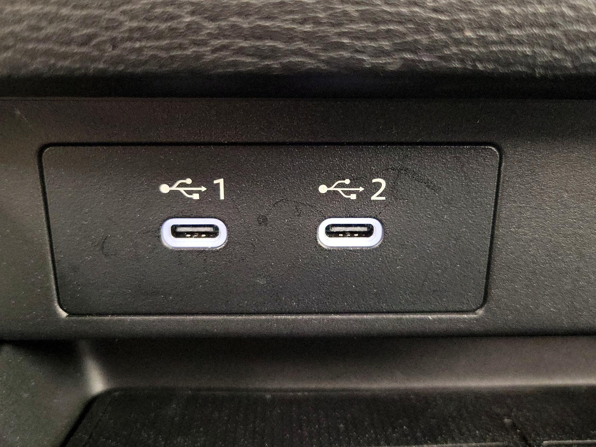 Thumbnail: 2025 Mitsubishi Outlander - 19