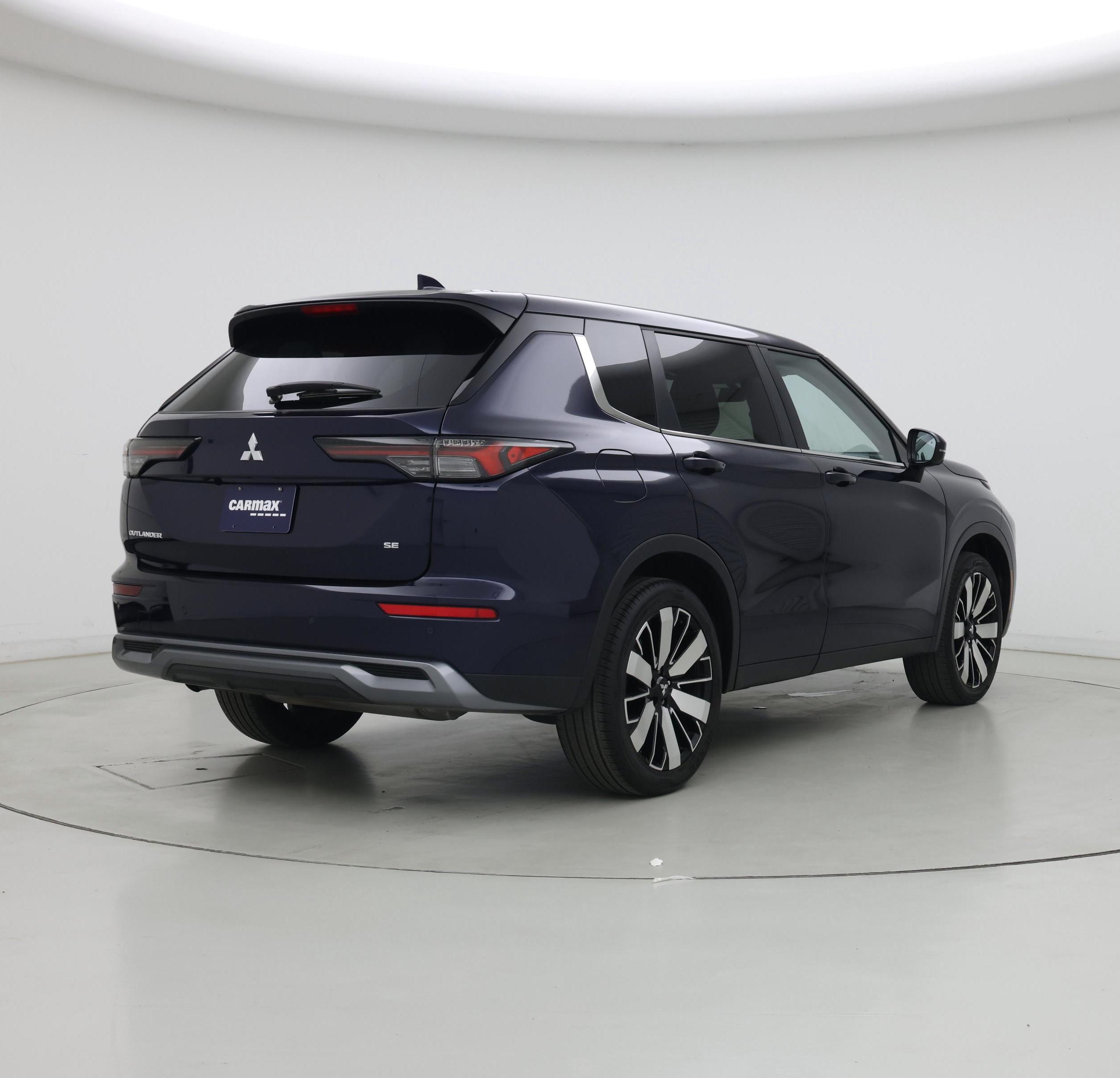 Thumbnail: 2025 Mitsubishi Outlander - 8