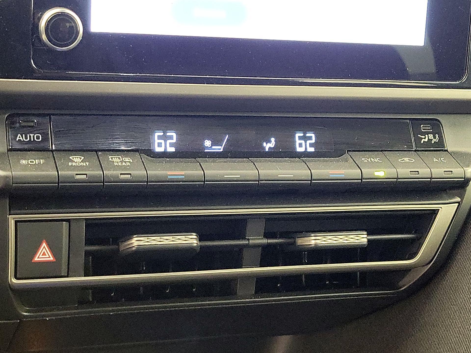 Thumbnail: 2025 Toyota Camry - 16