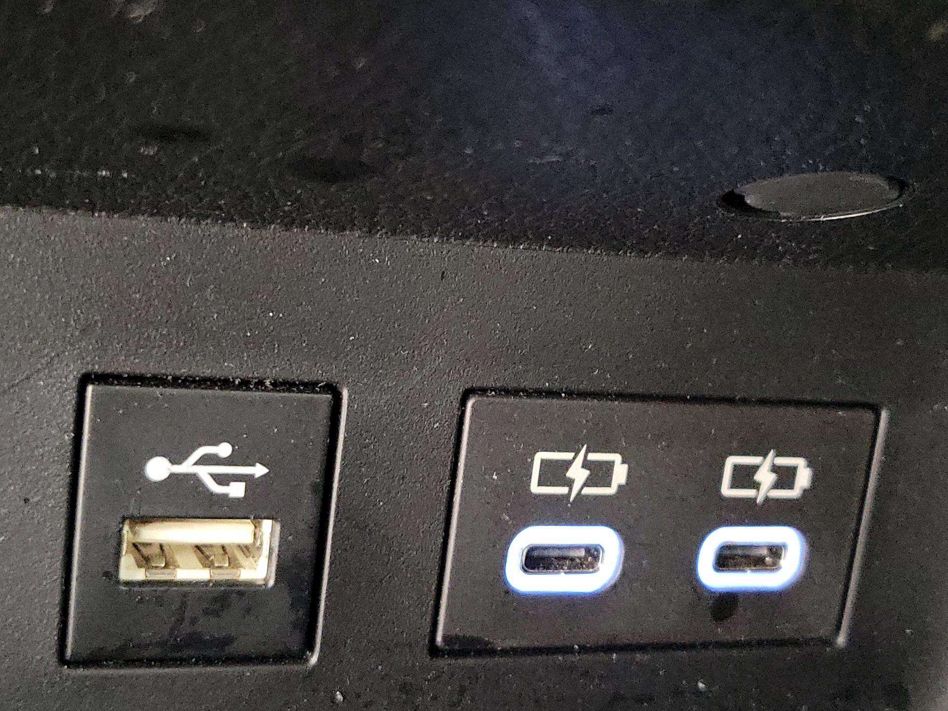 Thumbnail: 2025 Toyota Camry - 18