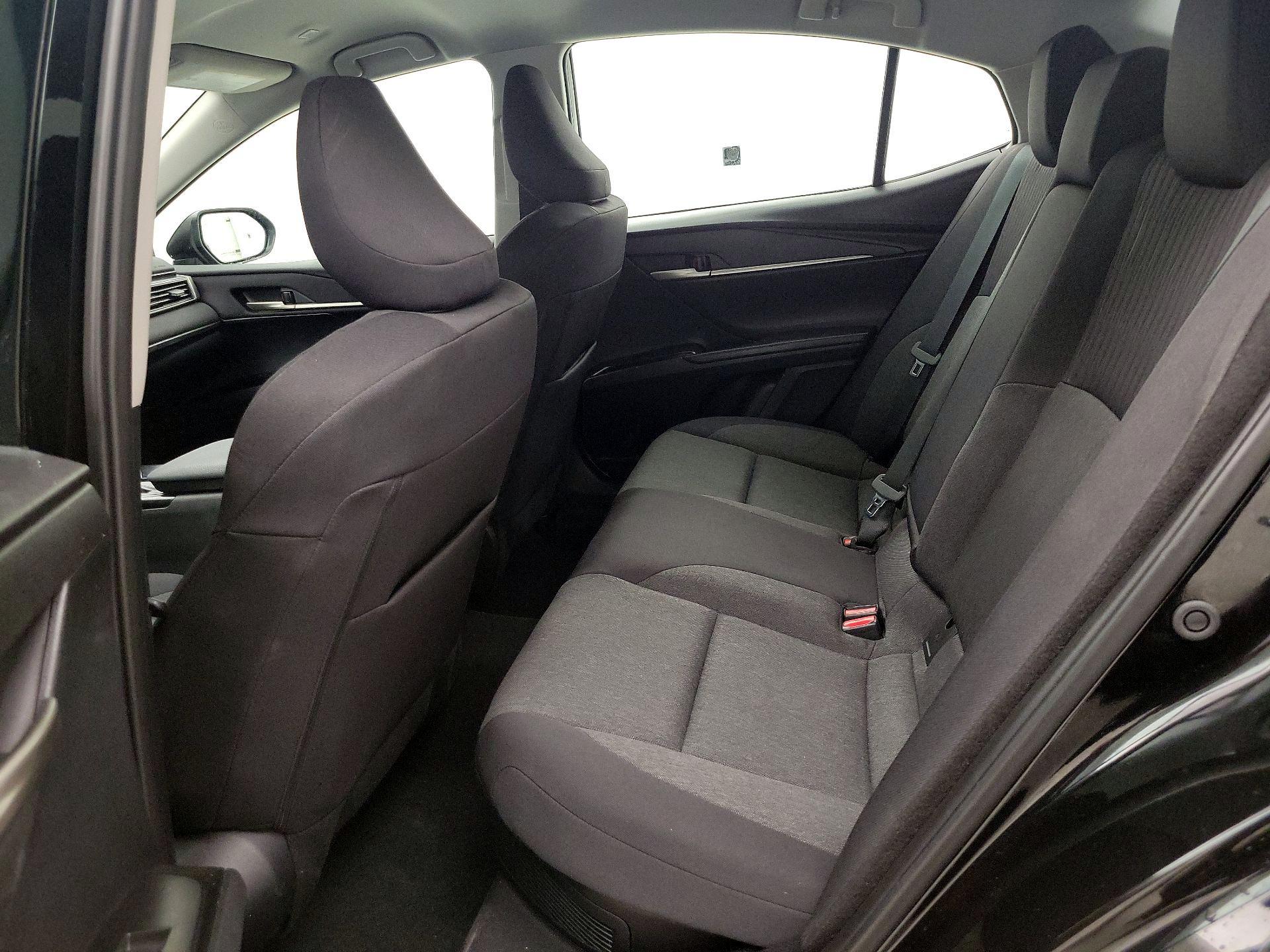 Thumbnail: 2025 Toyota Camry - 19