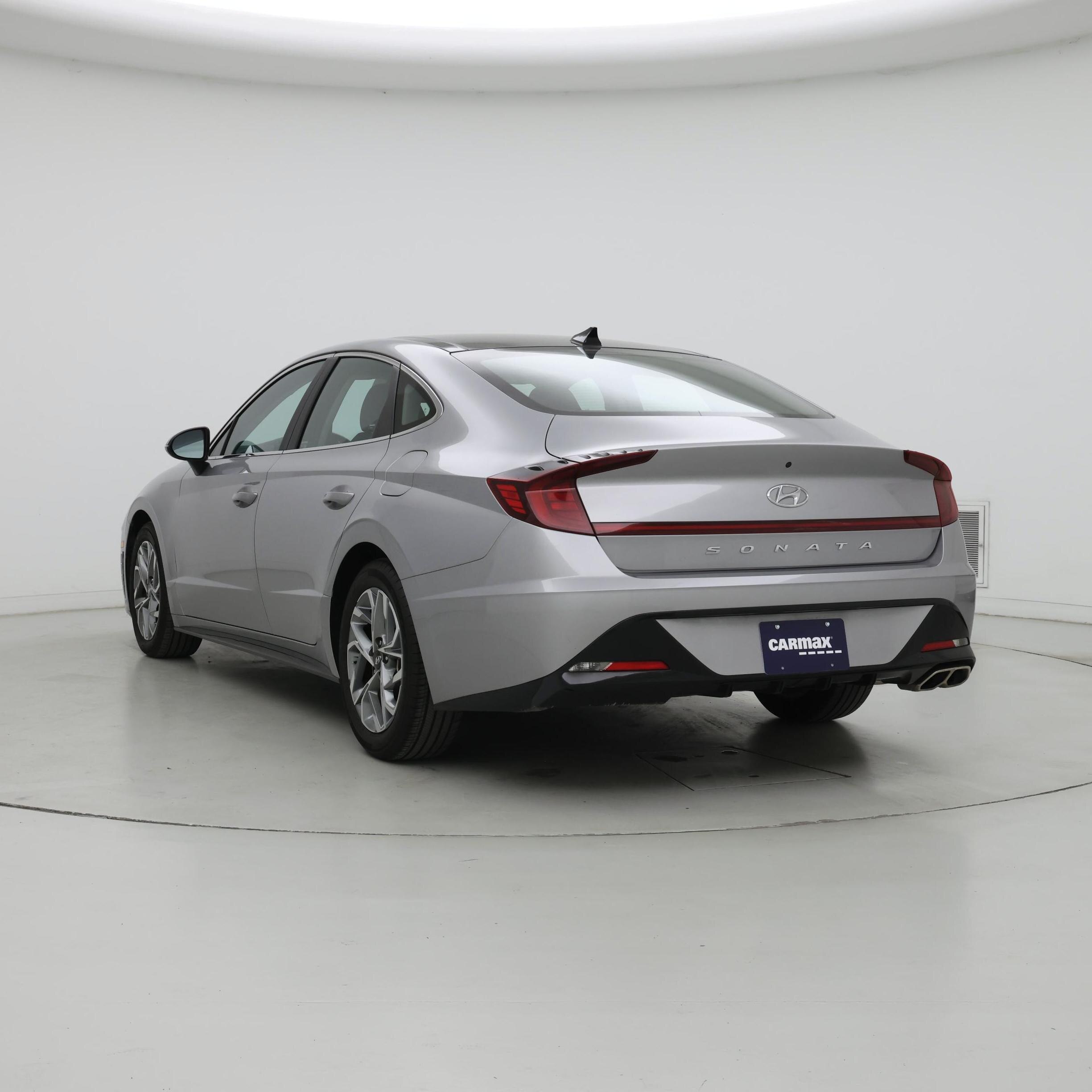 Thumbnail: 2023 Hyundai Sonata - 2