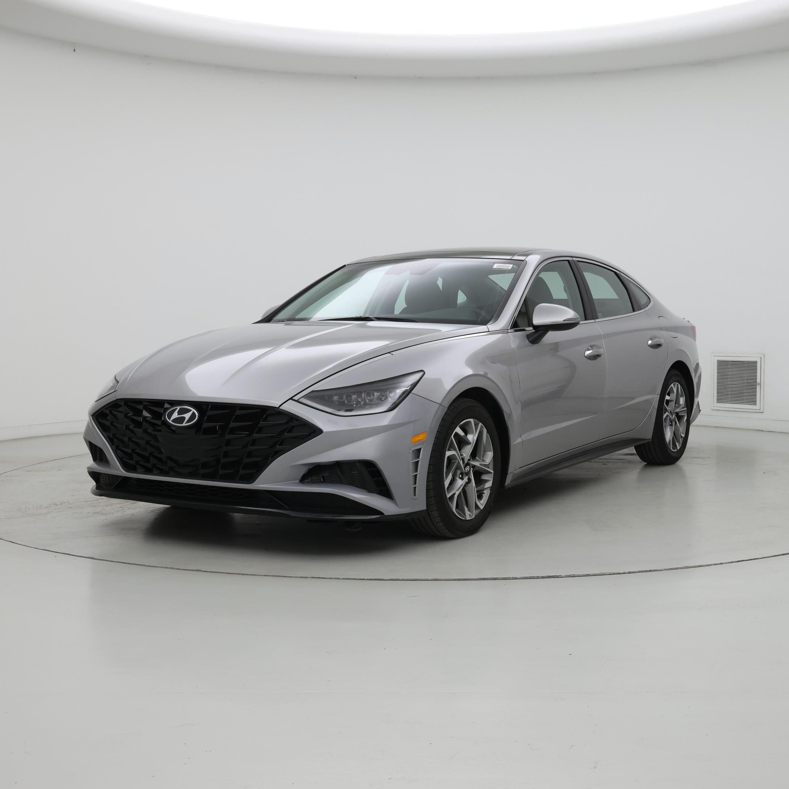 Thumbnail: 2023 Hyundai Sonata - 4