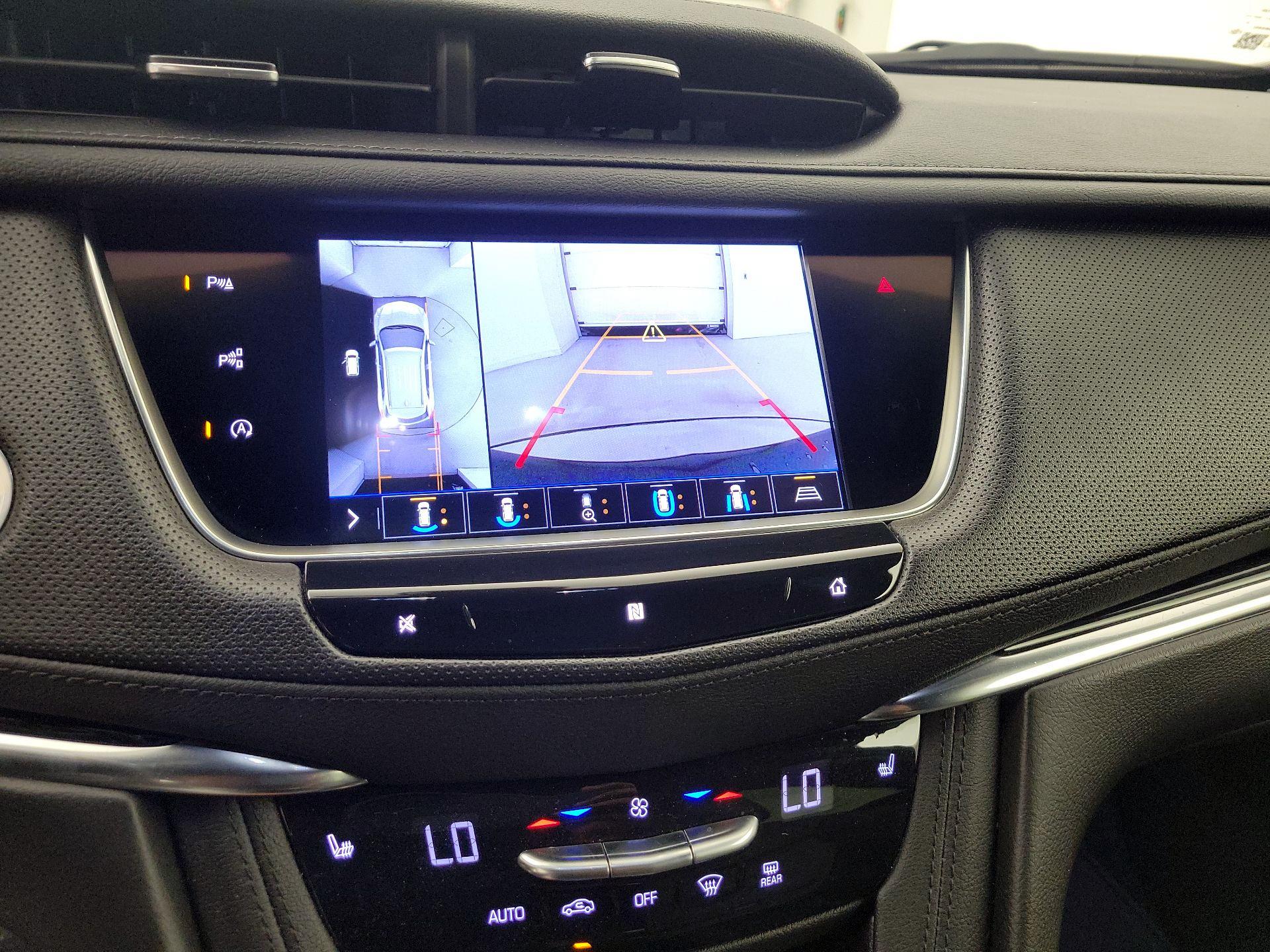 Thumbnail: 2020 Cadillac XT5 - 15