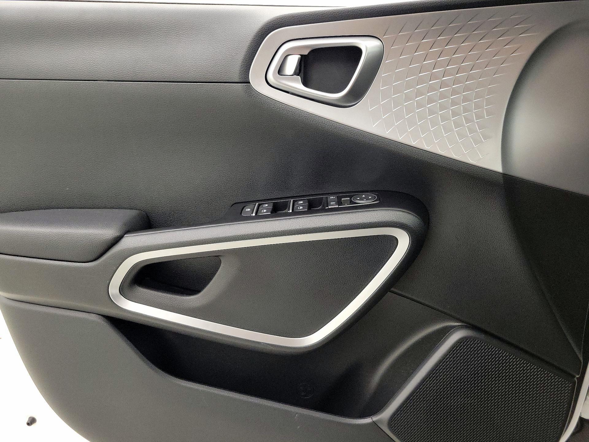 Thumbnail: 2025 Kia Soul - 12