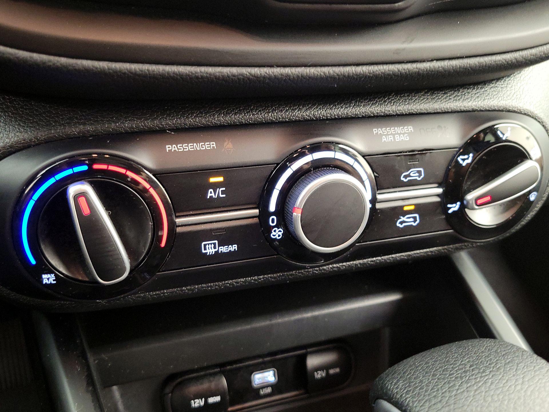 Thumbnail: 2025 Kia Soul - 16