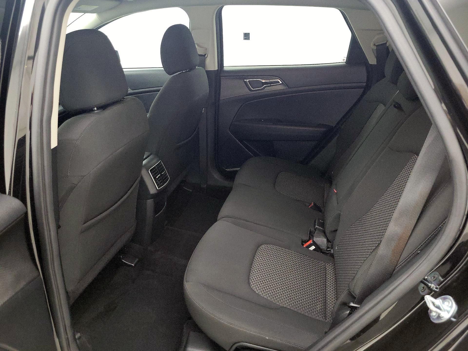 Thumbnail: 2024 Kia Sportage - 19