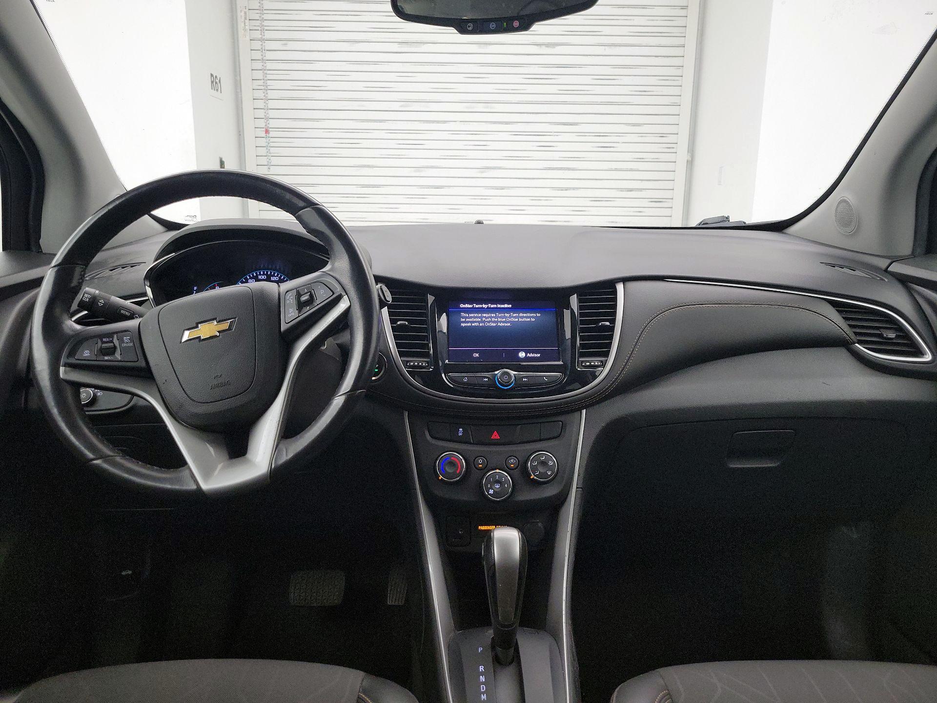 Thumbnail: 2022 Chevrolet Trax - 9