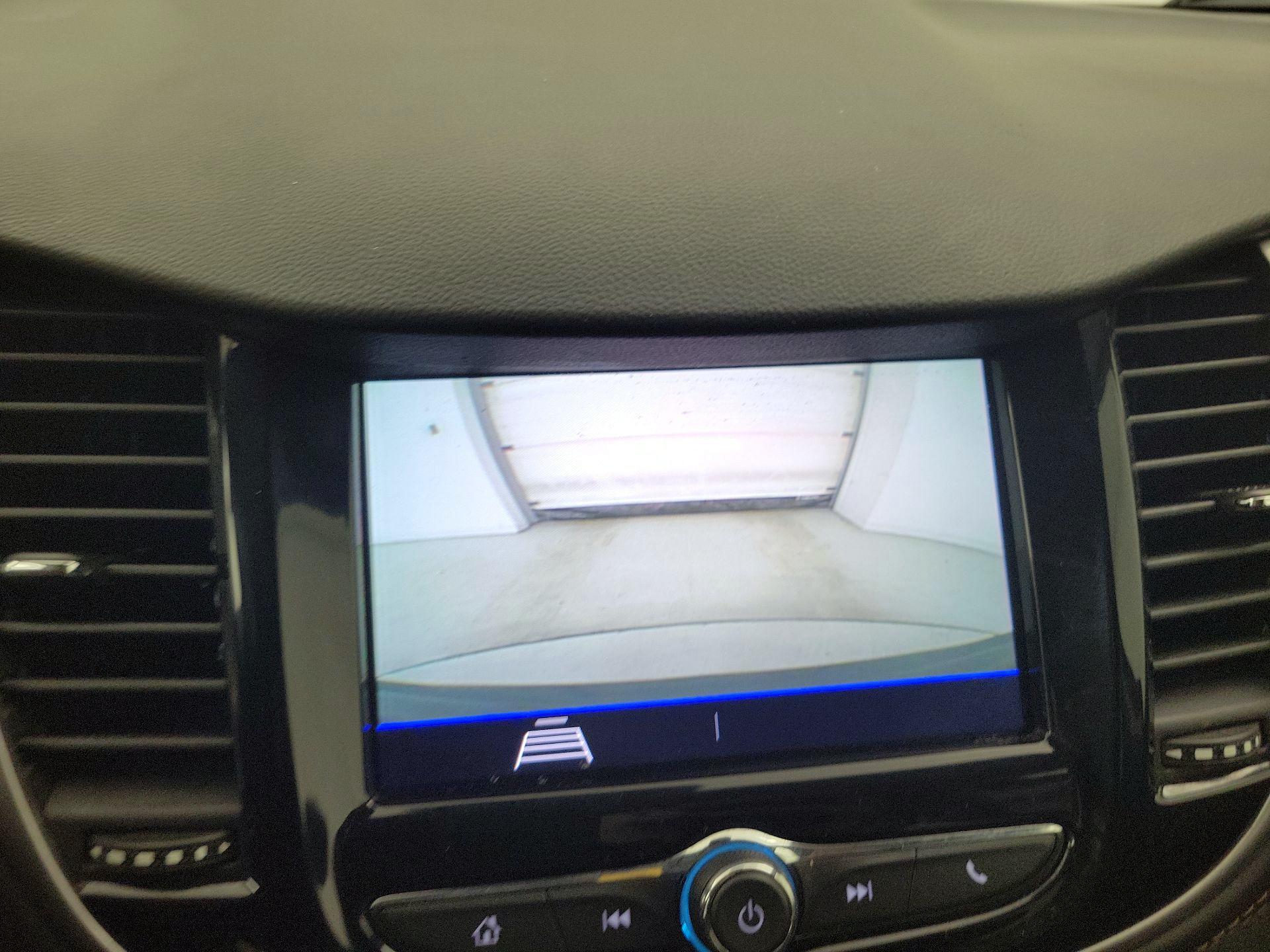 Thumbnail: 2022 Chevrolet Trax - 14