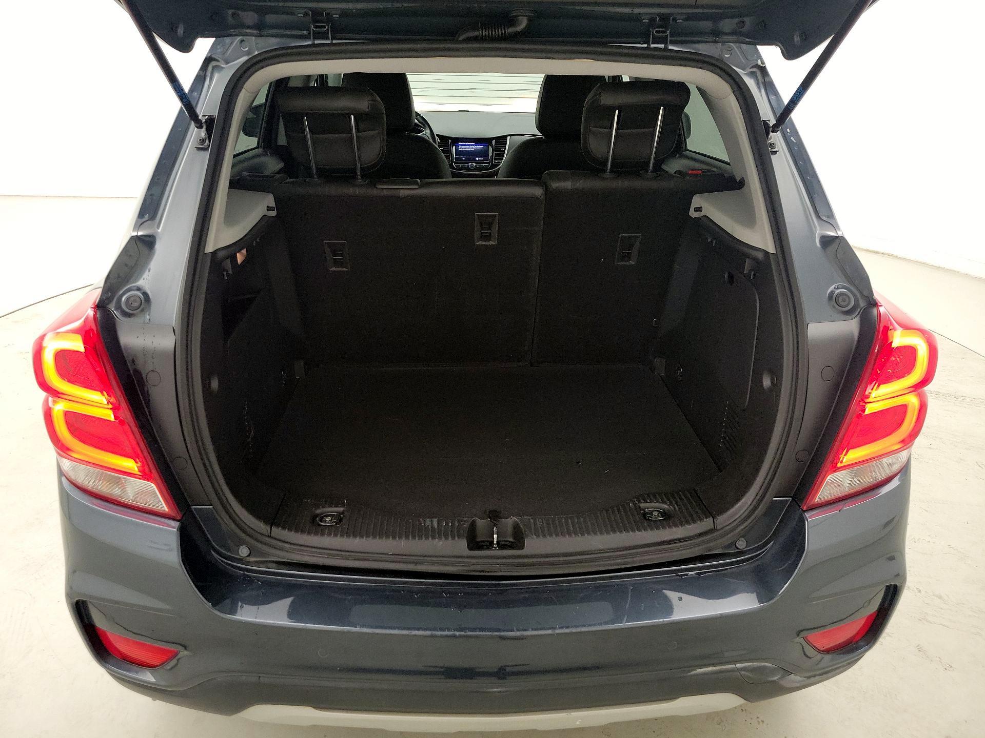 Thumbnail: 2022 Chevrolet Trax - 20