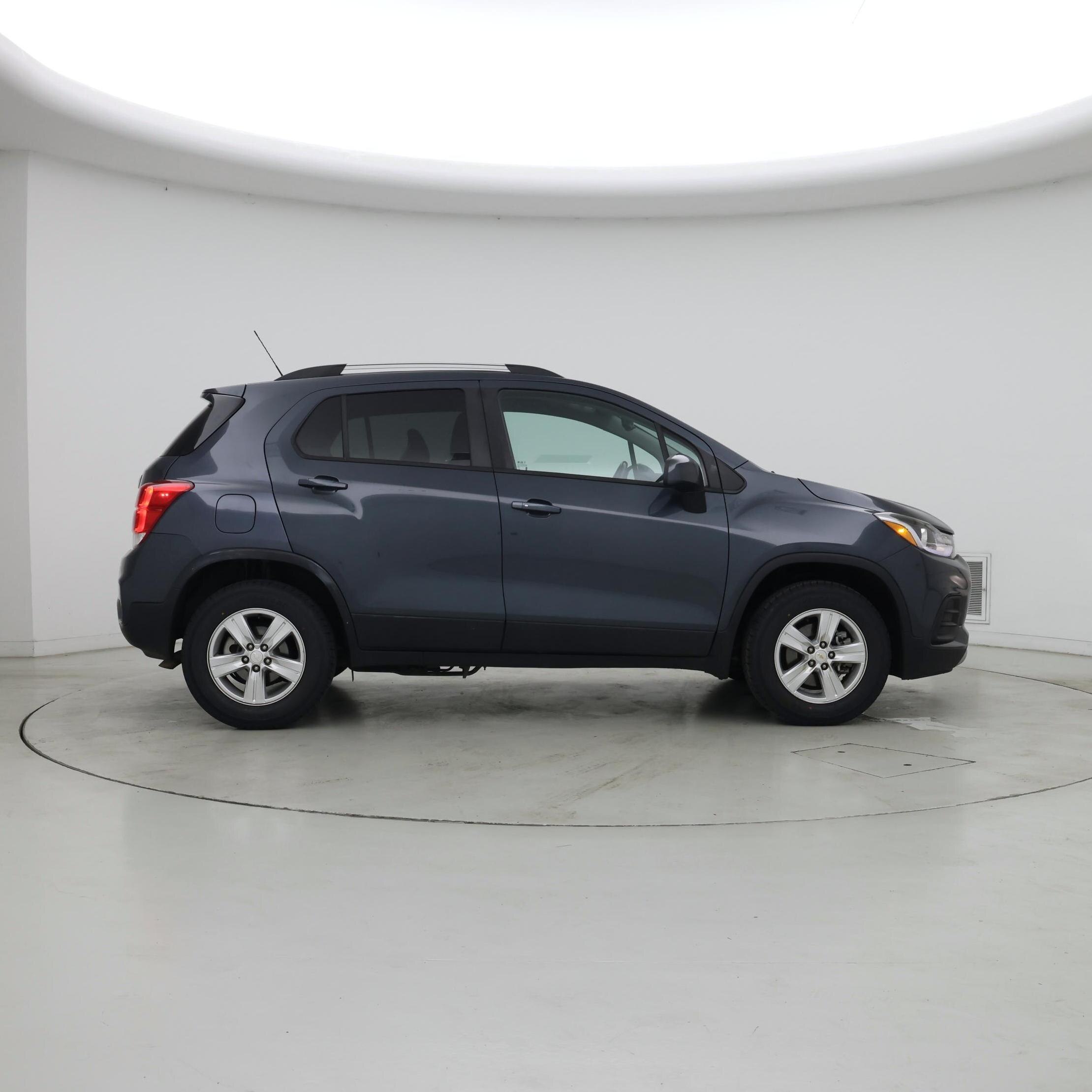 Thumbnail: 2022 Chevrolet Trax - 7