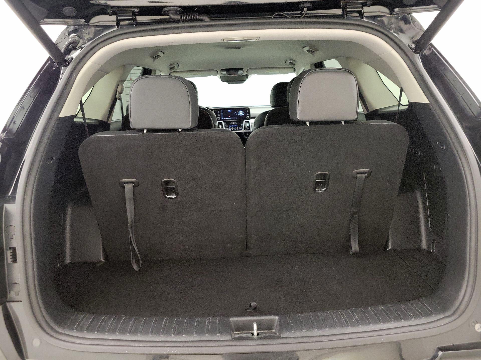 Thumbnail: 2023 Kia Sorento - 20