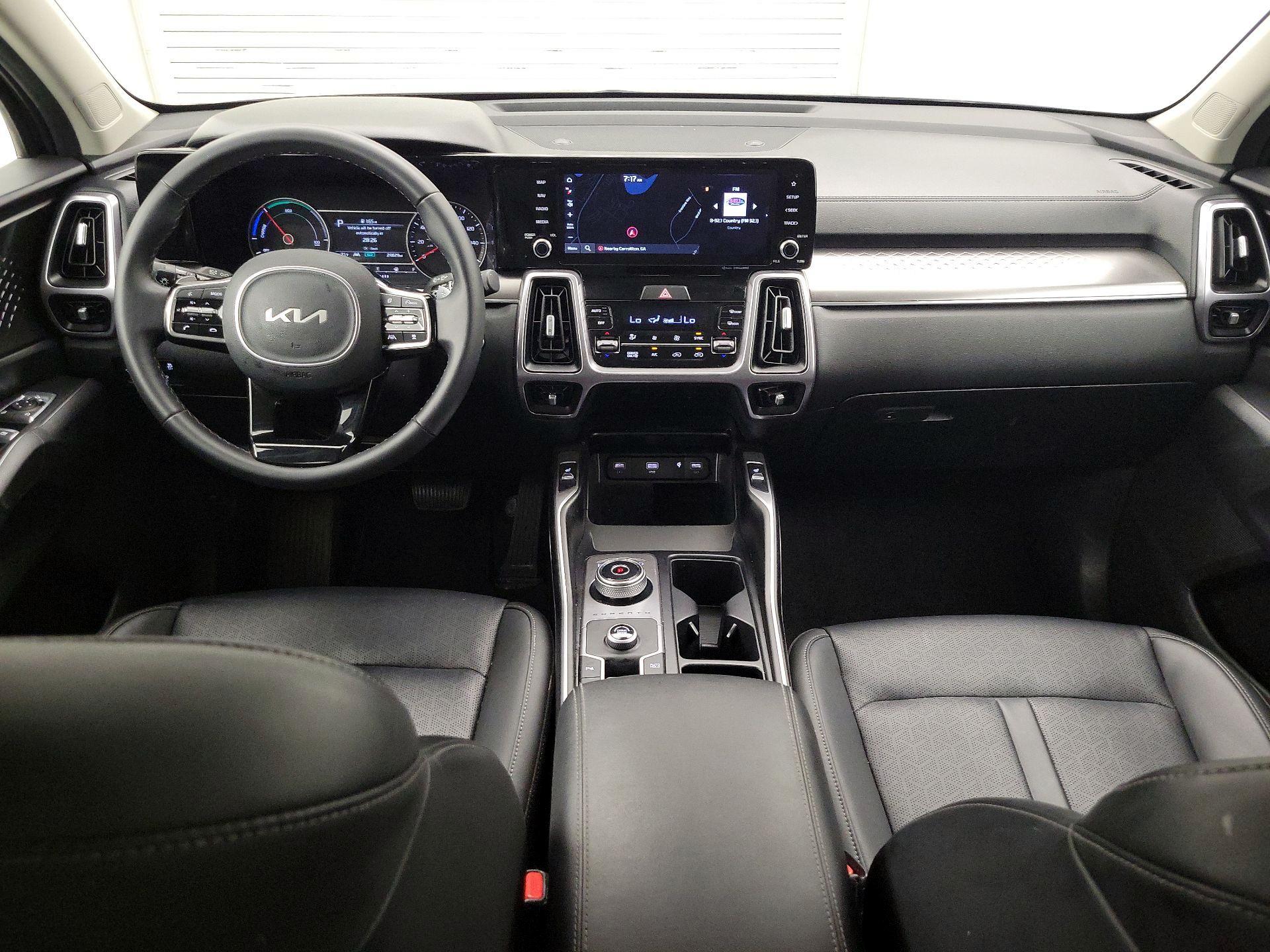 Thumbnail: 2023 Kia Sorento - 8