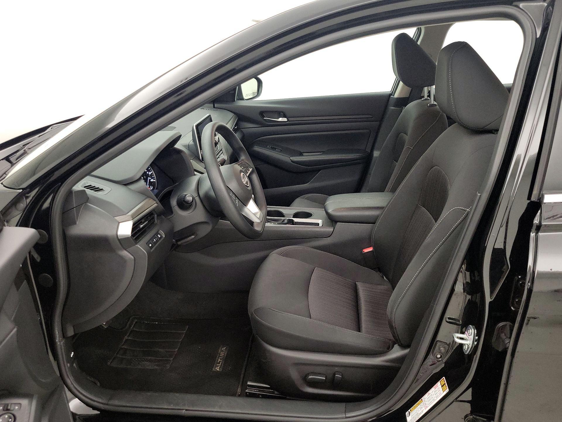 Thumbnail: 2025 Nissan Altima - 11