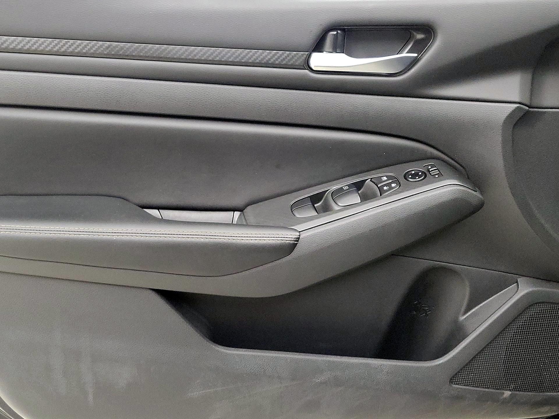 Thumbnail: 2025 Nissan Altima - 12