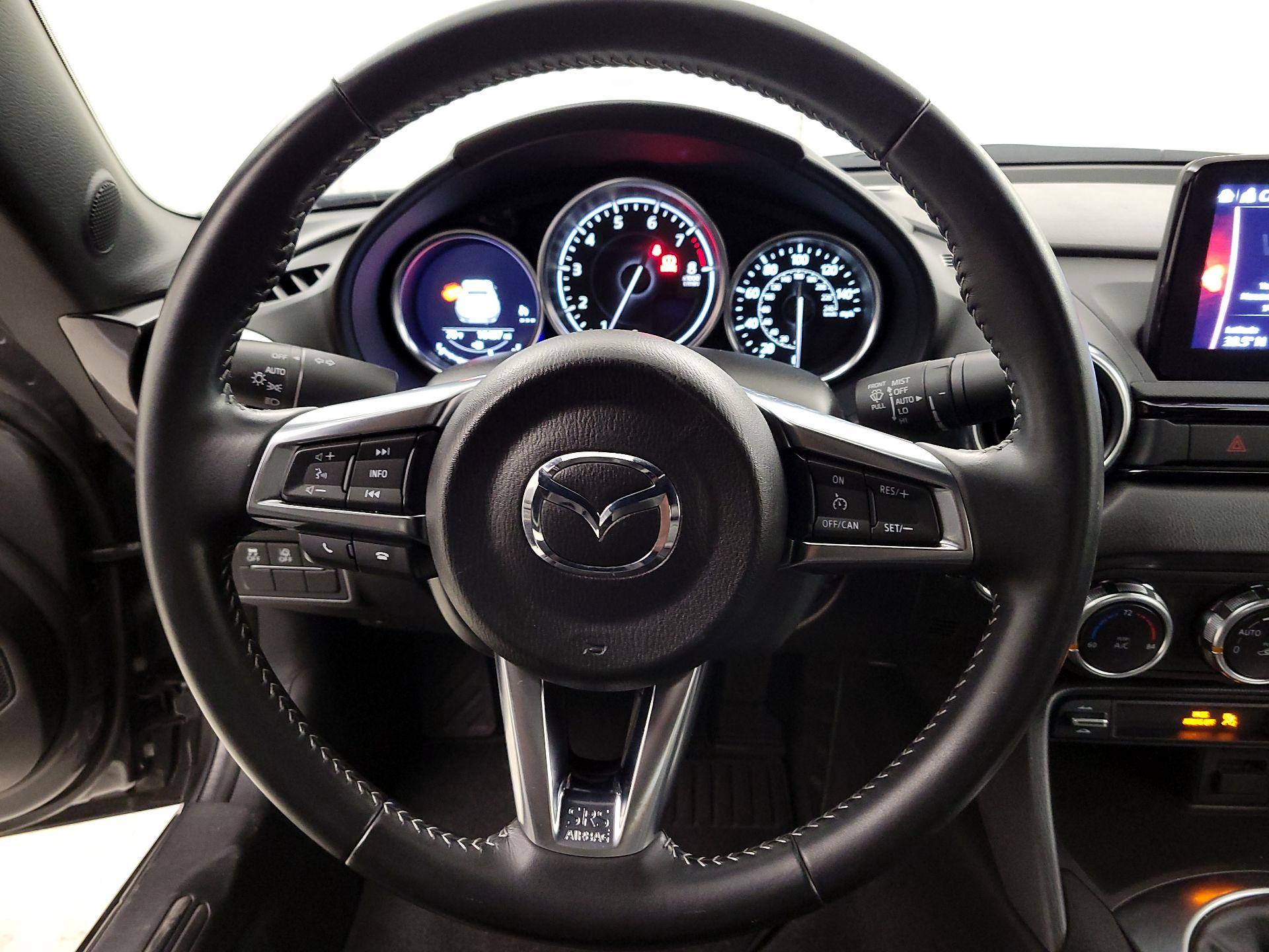 Thumbnail: 2023 Mazda MX-5 Miata - 10