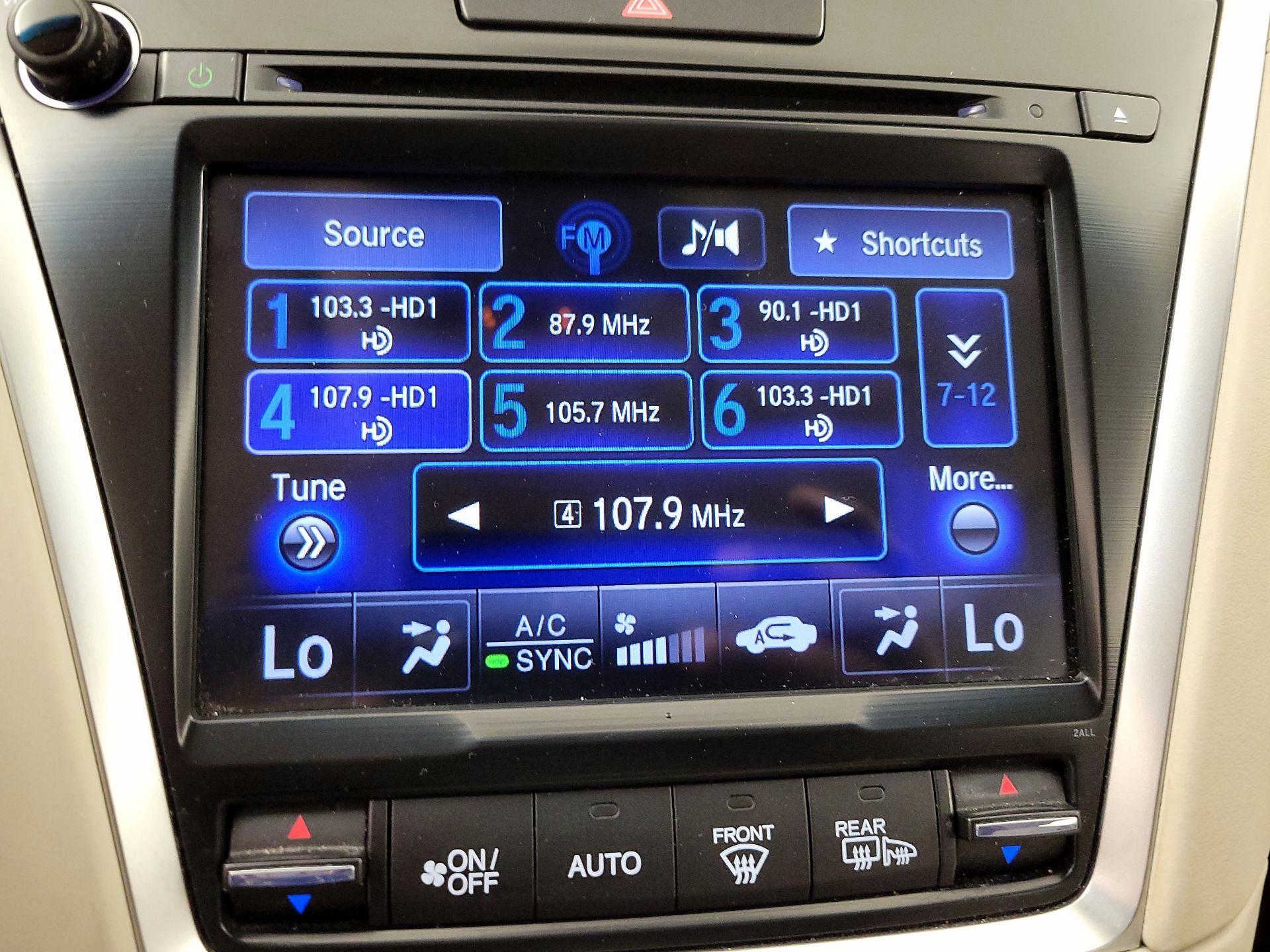 Thumbnail: 2020 Acura RLX - 16