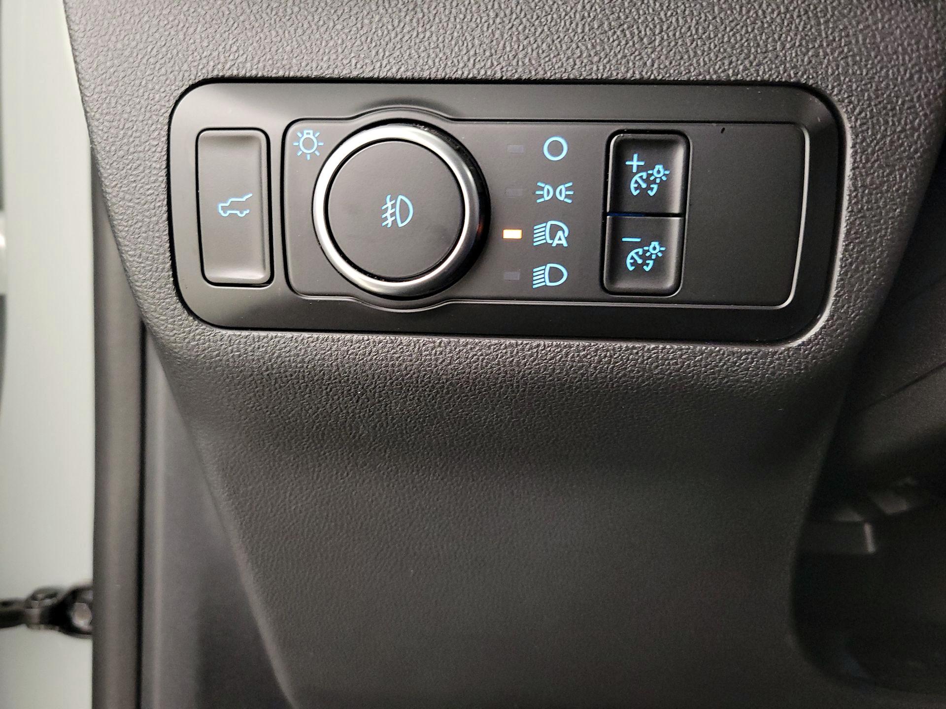 Thumbnail: 2023 Ford Bronco Sport - 13