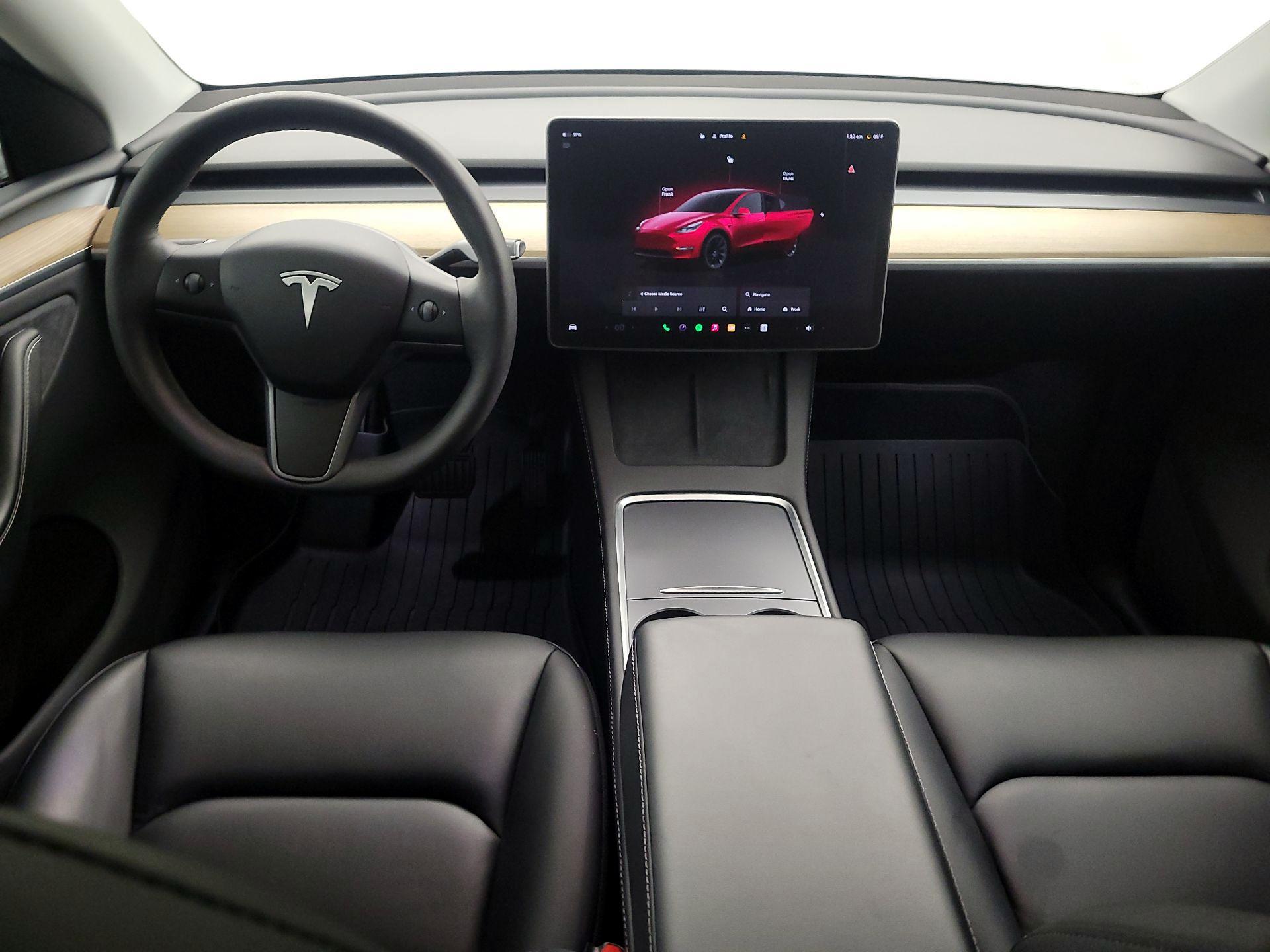 Thumbnail: 2024 Tesla Model Y - 10