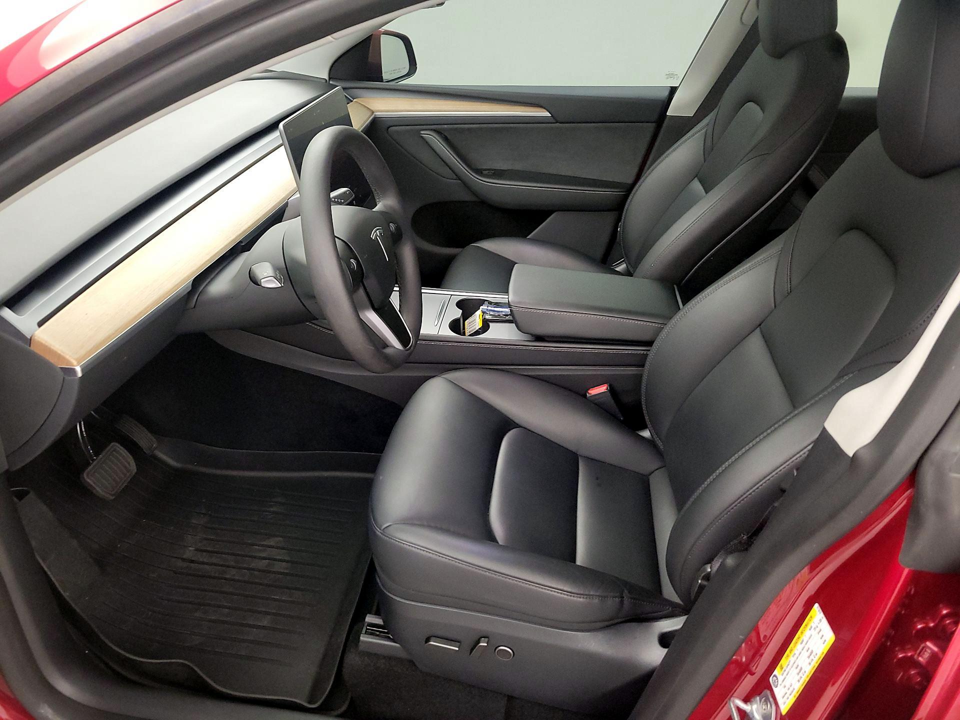 Thumbnail: 2024 Tesla Model Y - 11