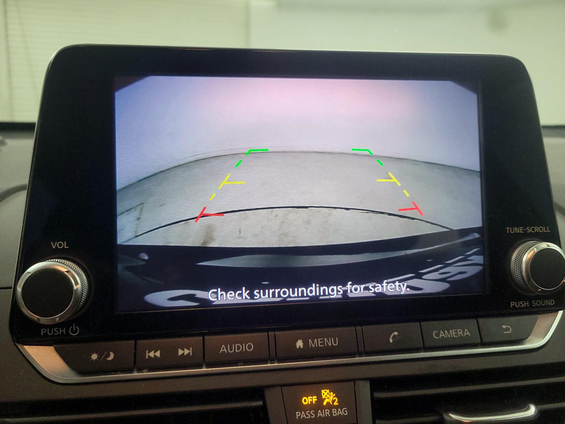 Thumbnail: 2020 Nissan Altima - 14