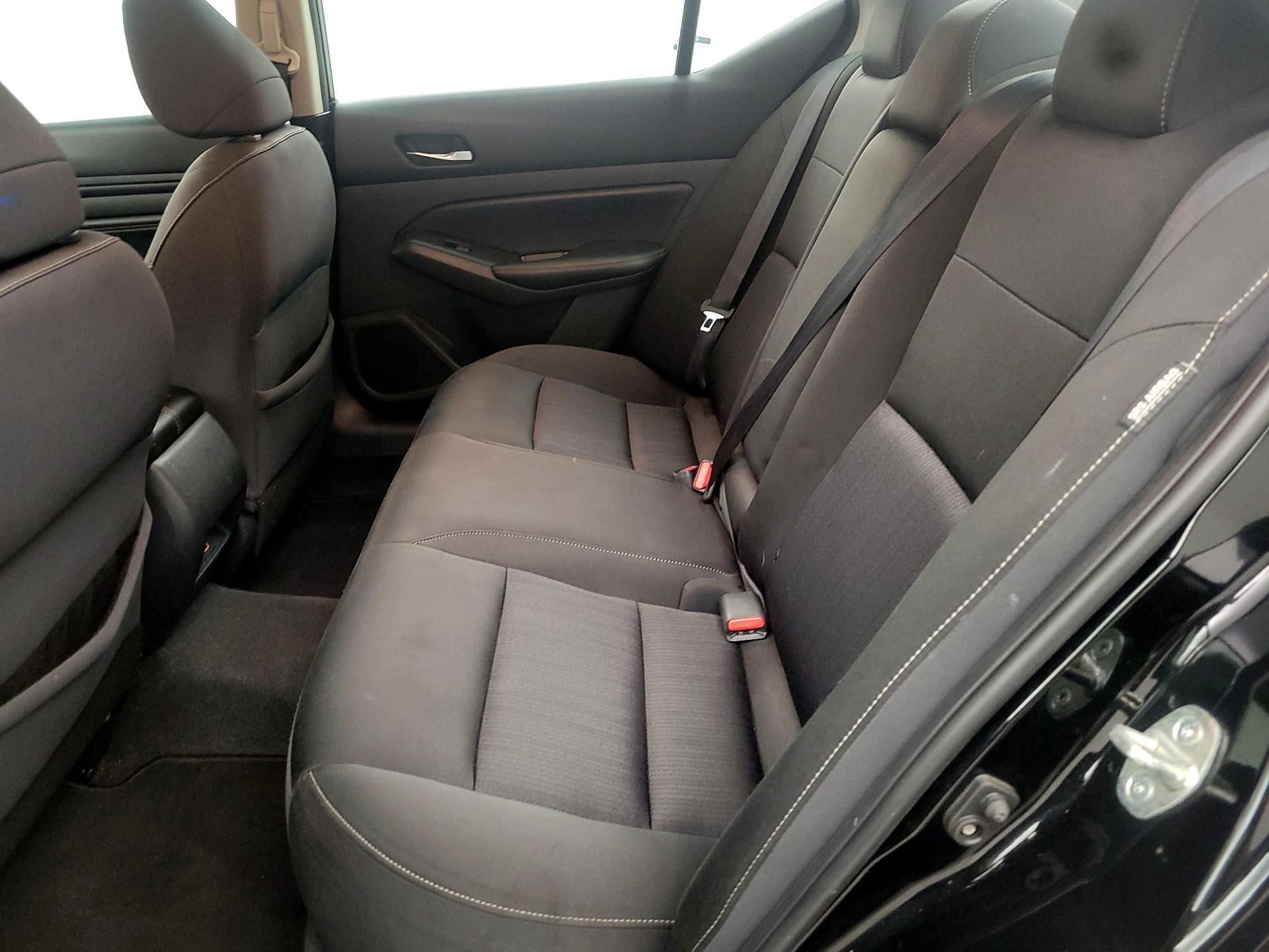 Thumbnail: 2020 Nissan Altima - 19