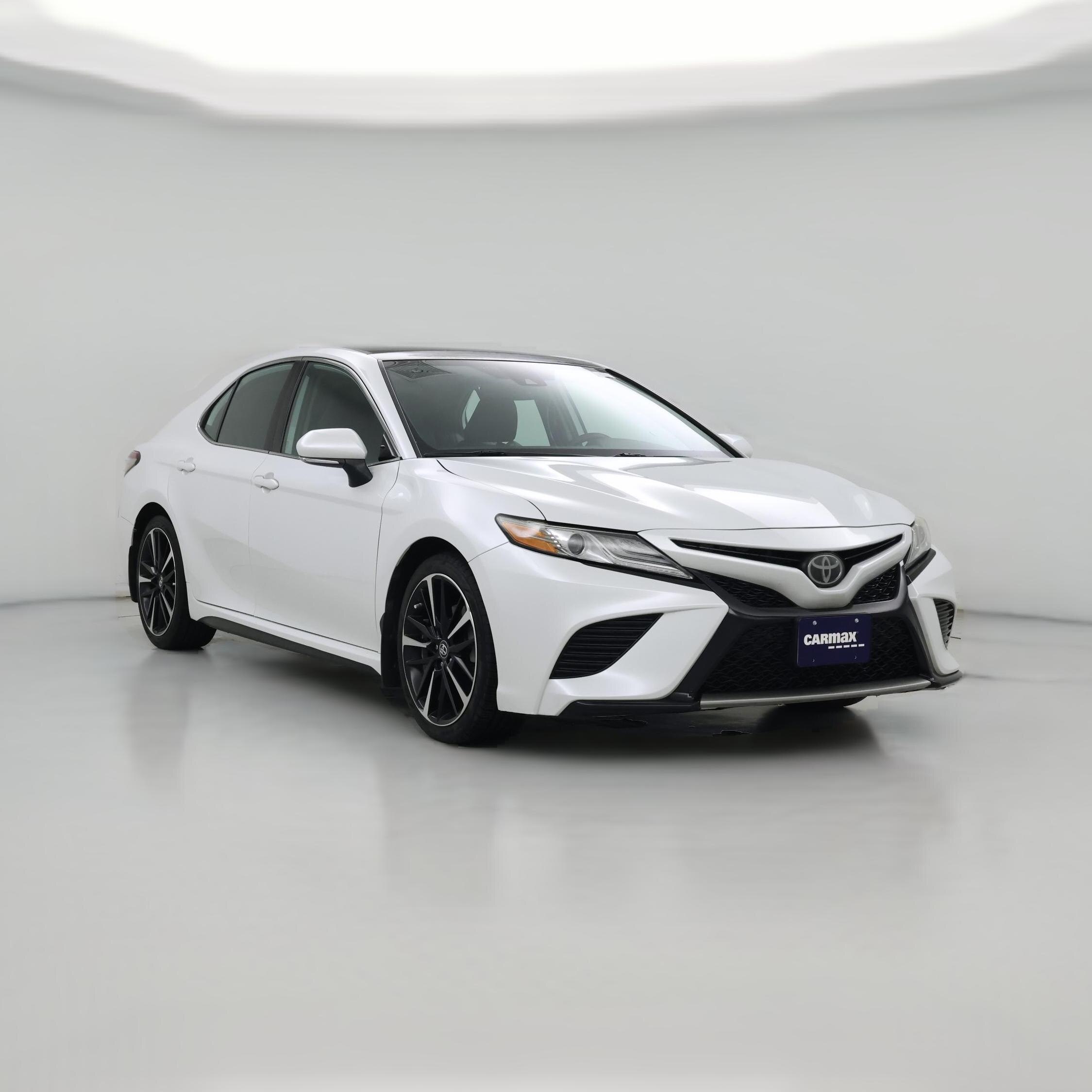 Thumbnail: 2019 Toyota Camry - 1