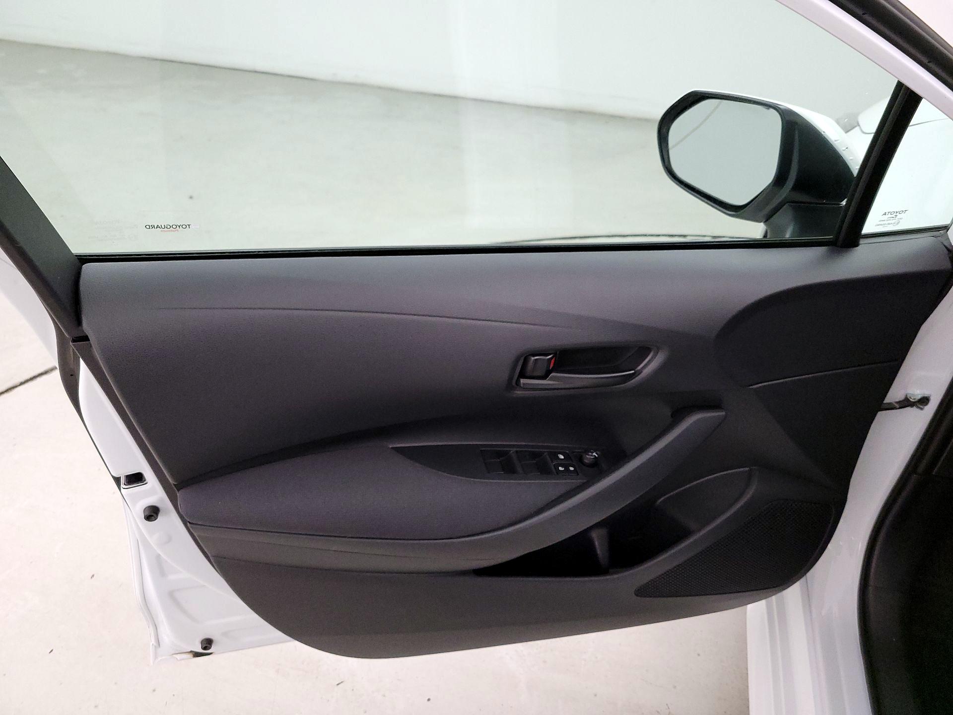 Thumbnail: 2023 Toyota Corolla - 12