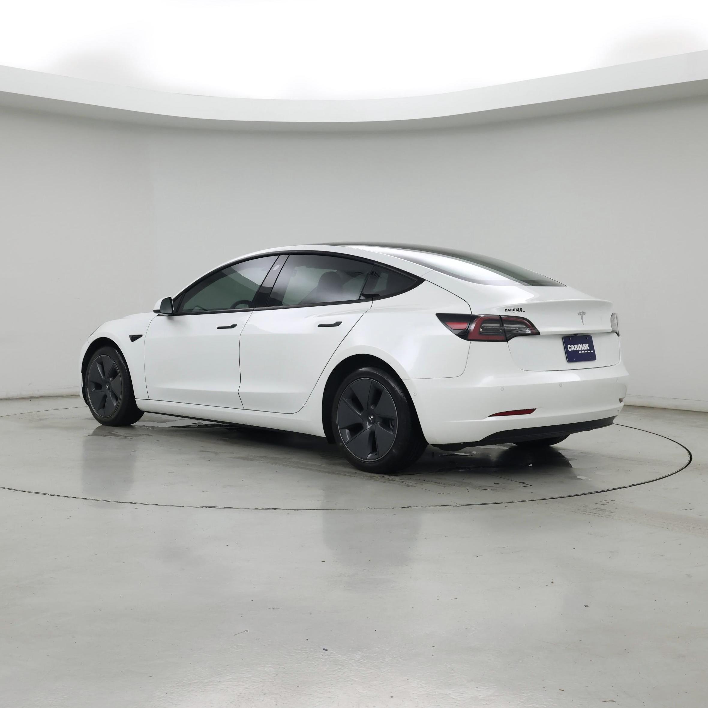 Thumbnail: 2022 Tesla Model 3 - 2