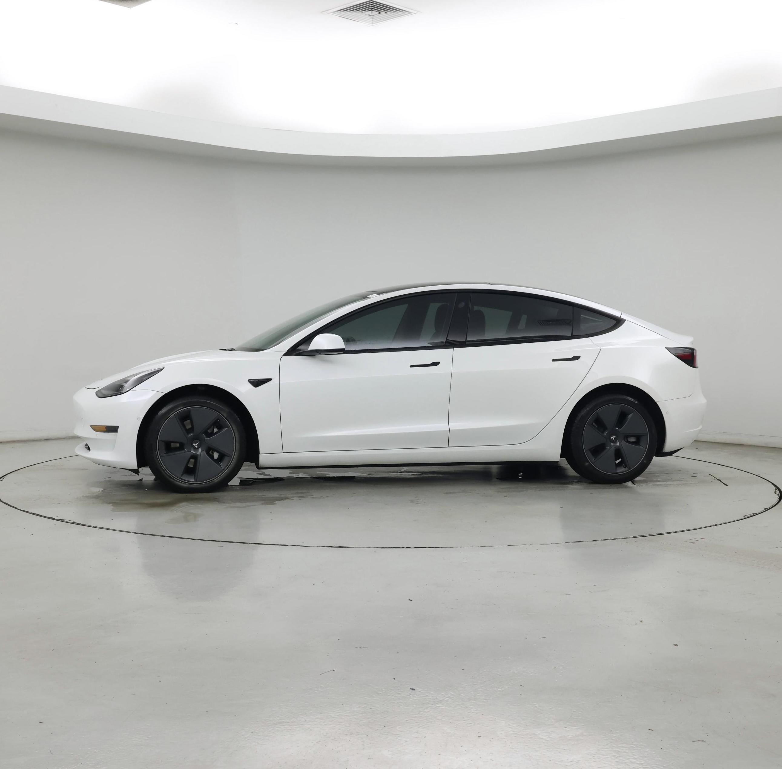 Thumbnail: 2022 Tesla Model 3 - 3