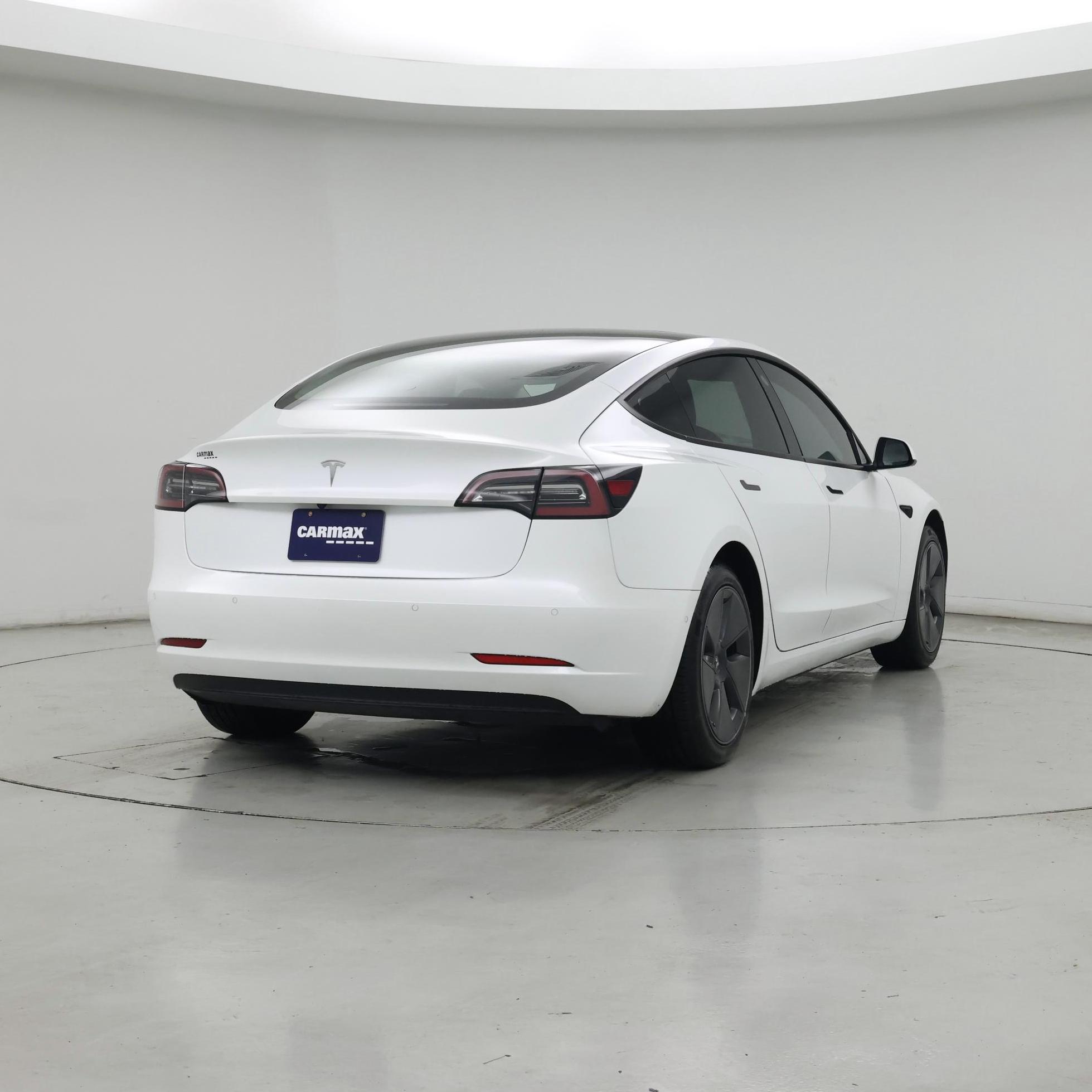 Thumbnail: 2022 Tesla Model 3 - 8