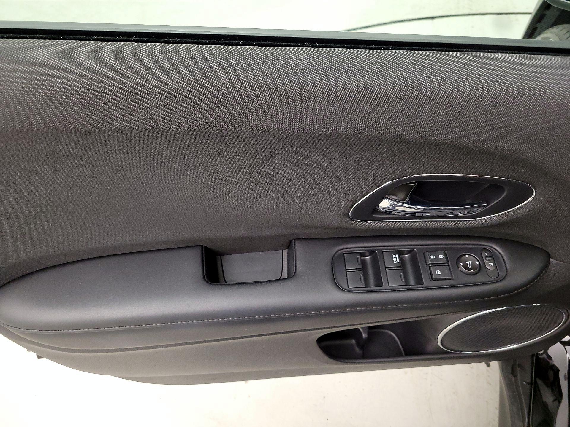 Thumbnail: 2022 Honda HR-V - 12