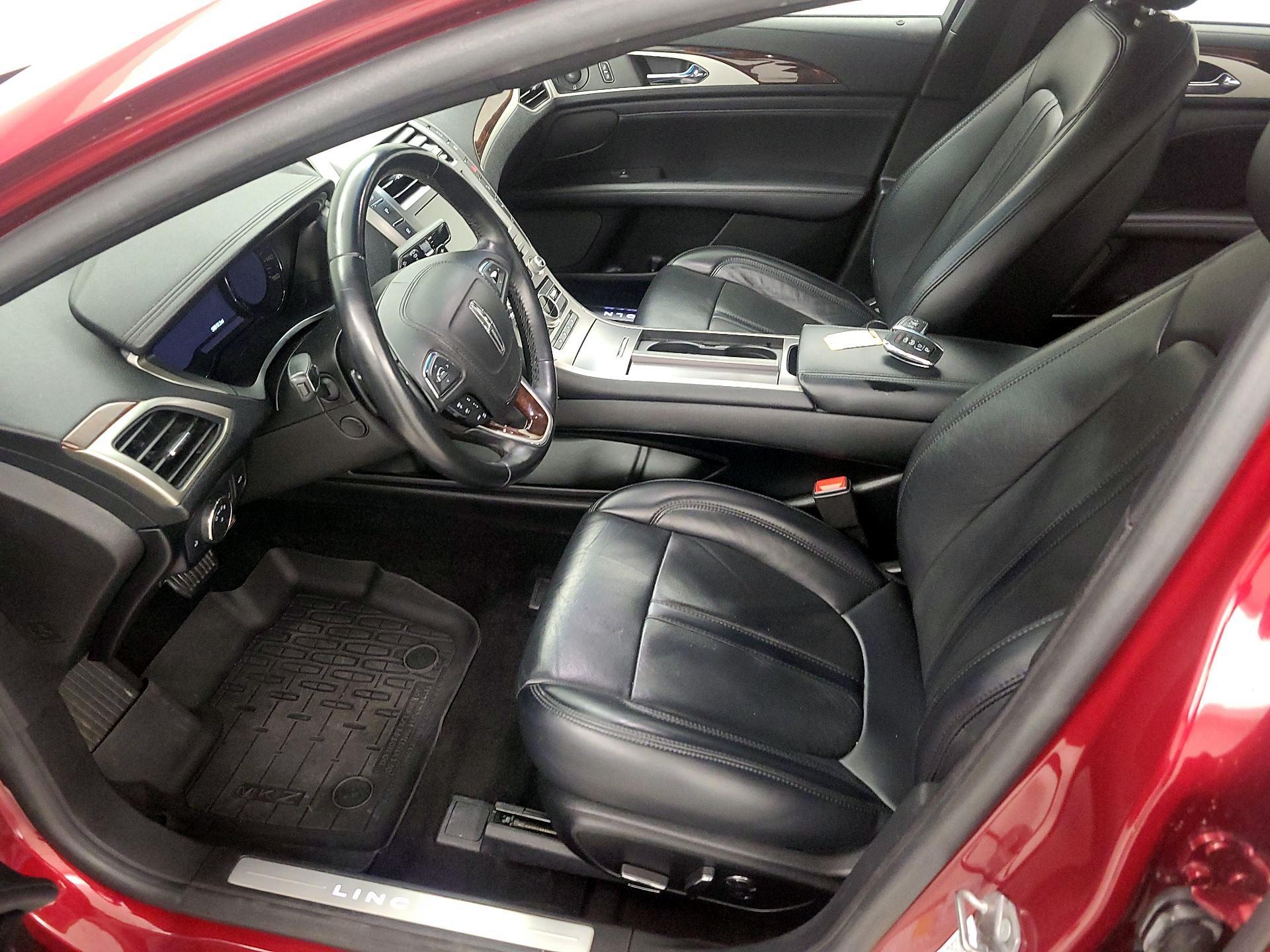 Thumbnail: 2019 Lincoln MKZ - 11