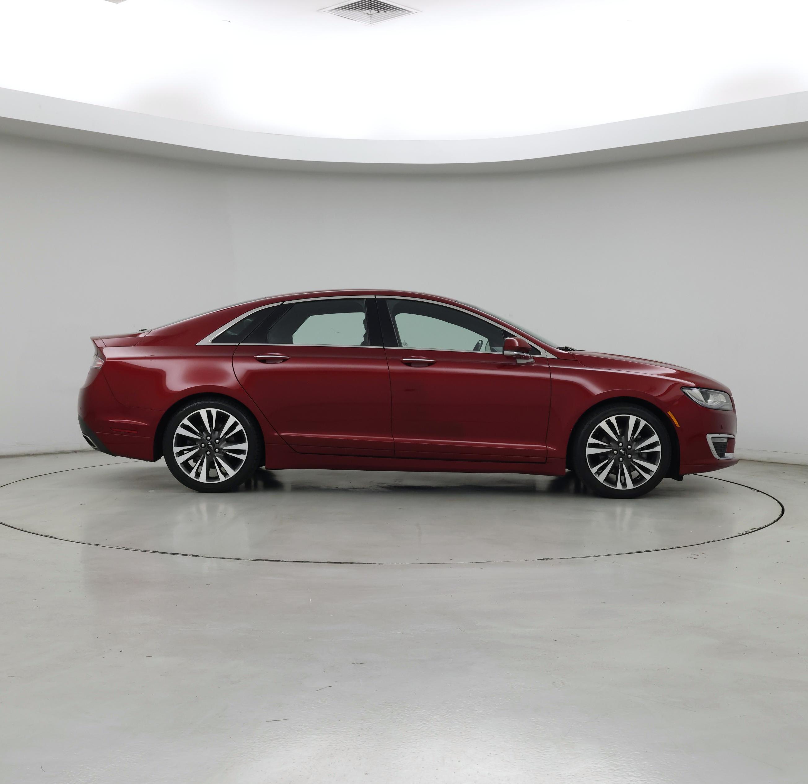Thumbnail: 2019 Lincoln MKZ - 7