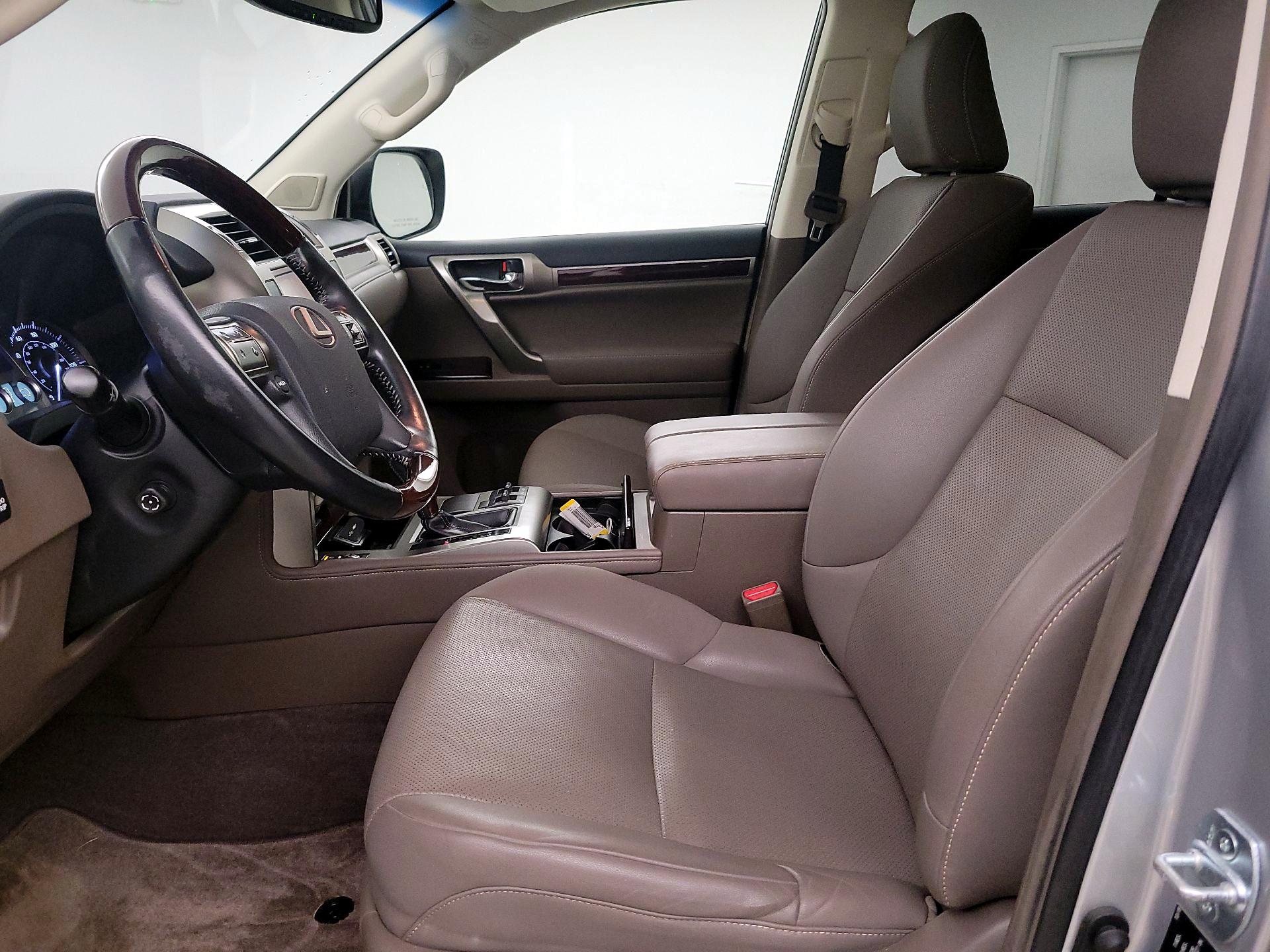 Thumbnail: 2019 Lexus GX - 11