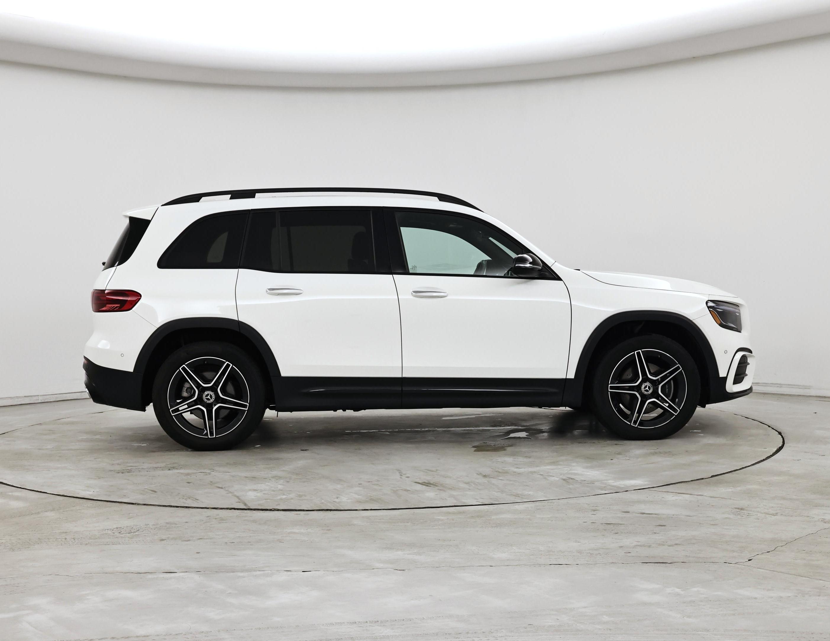 Thumbnail: 2024 Mercedes-Benz GLB - 7