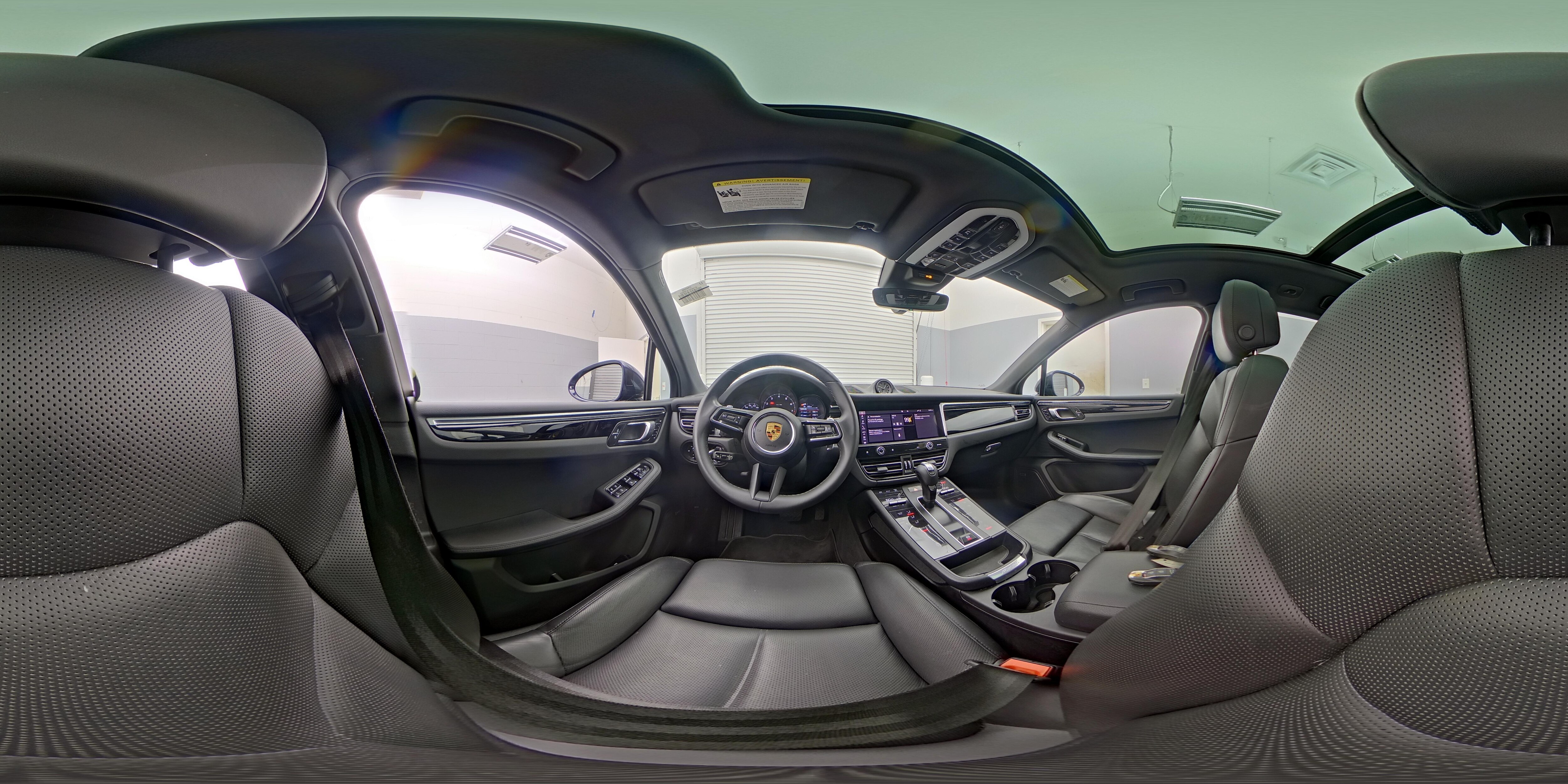 2022 Porsche Macan Base - Photo 28