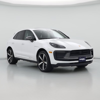2023 Porsche Macan T