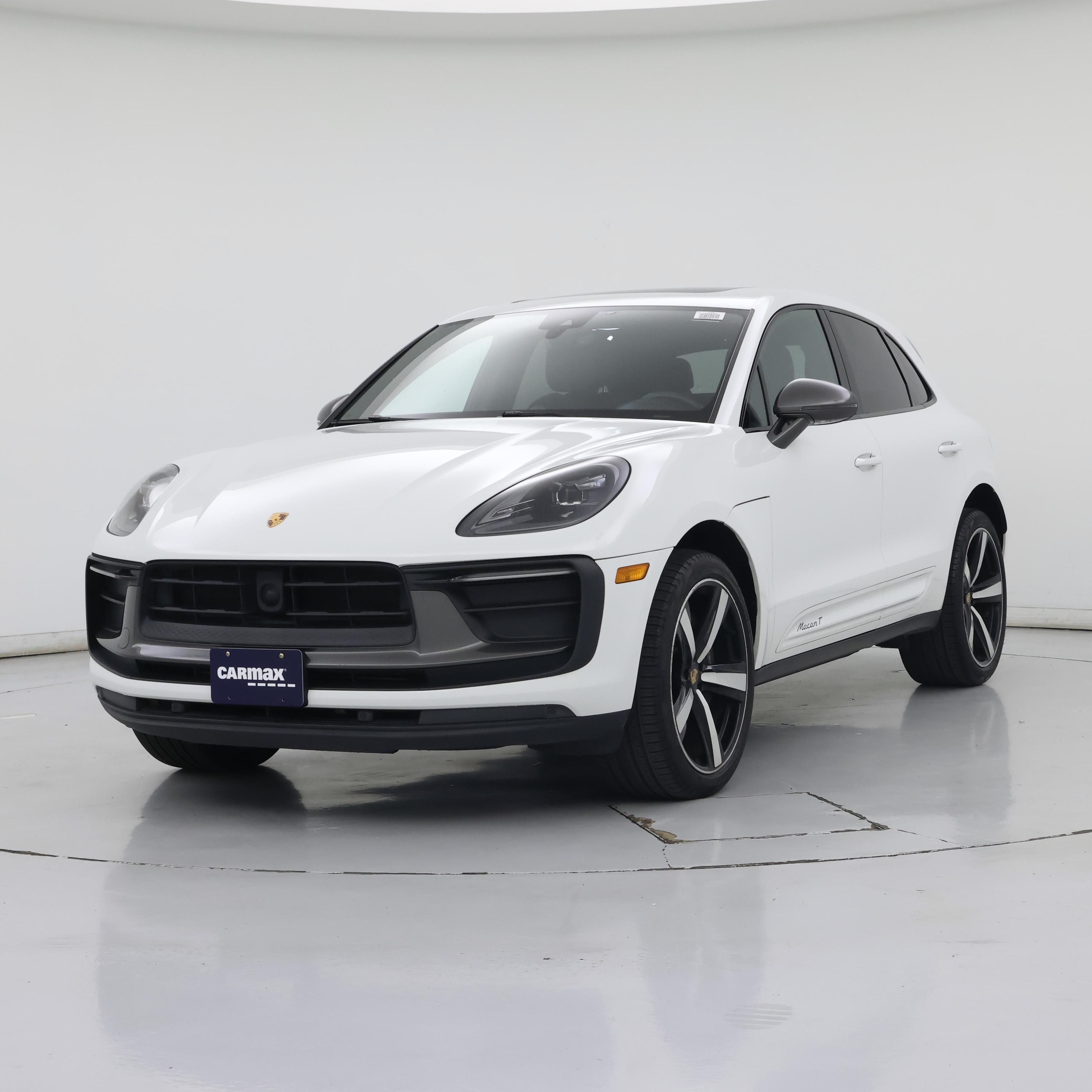 Thumbnail: 2023 Porsche Macan - 4