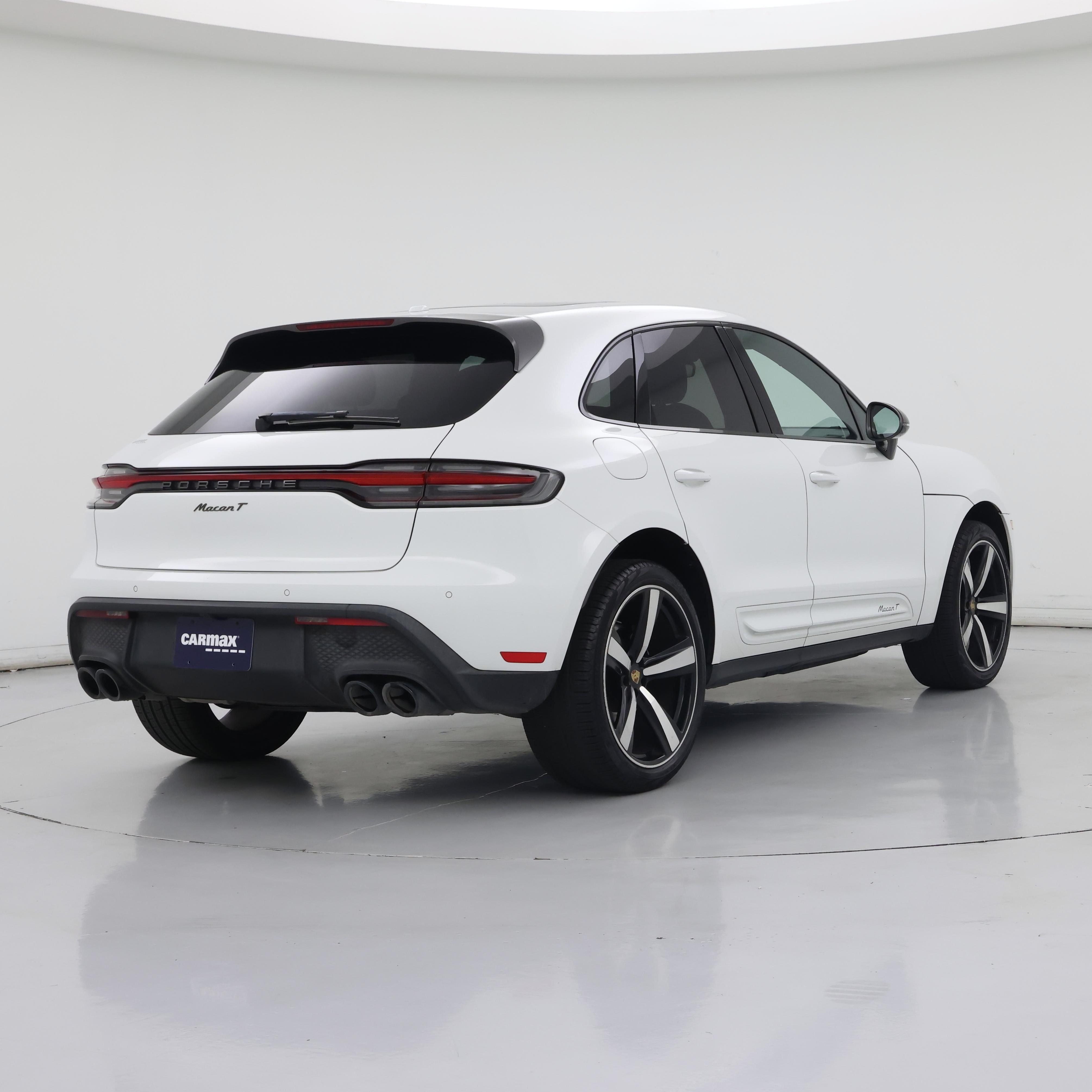 Thumbnail: 2023 Porsche Macan - 8