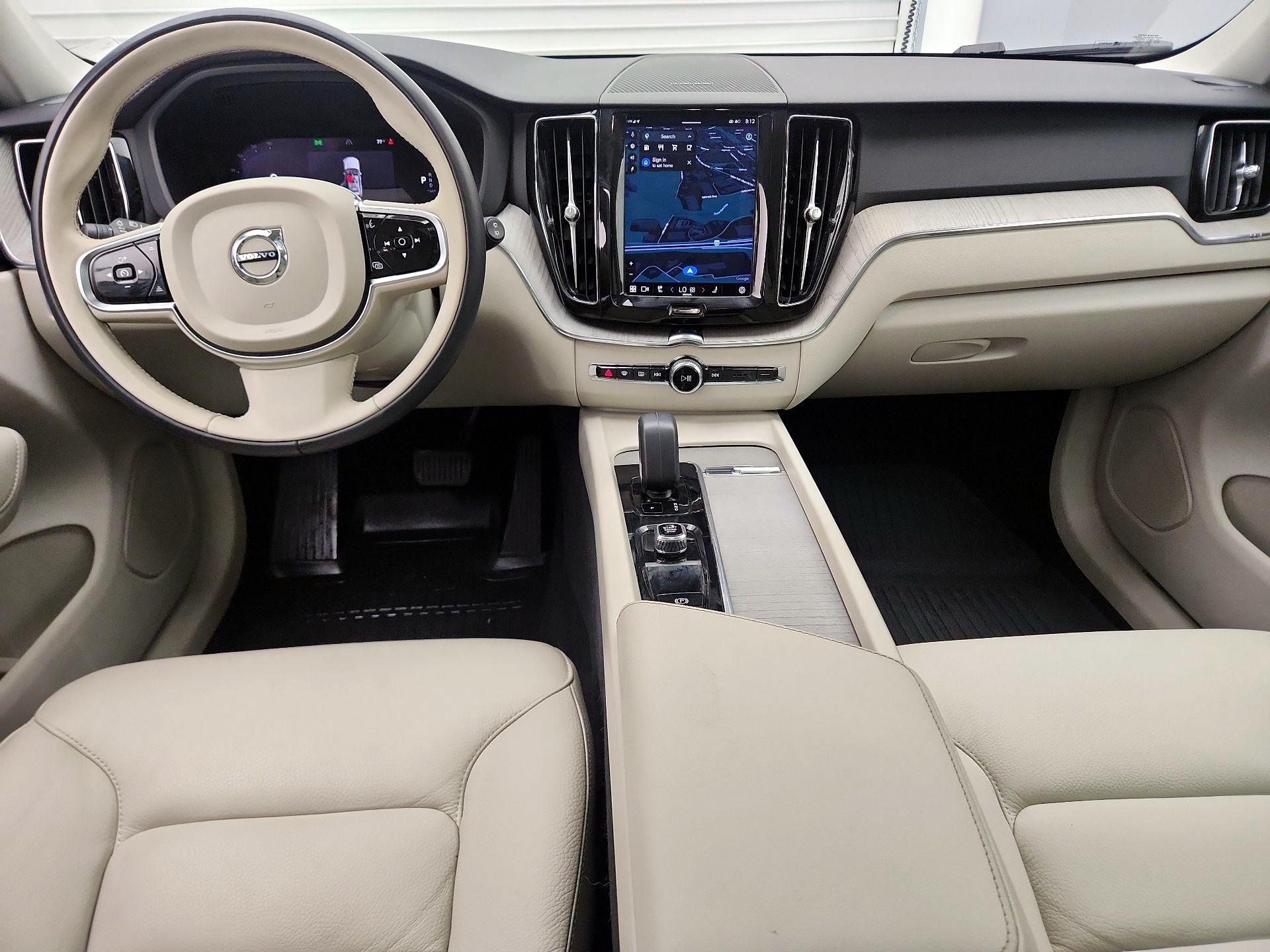 Thumbnail: 2023 Volvo XC60 - 9