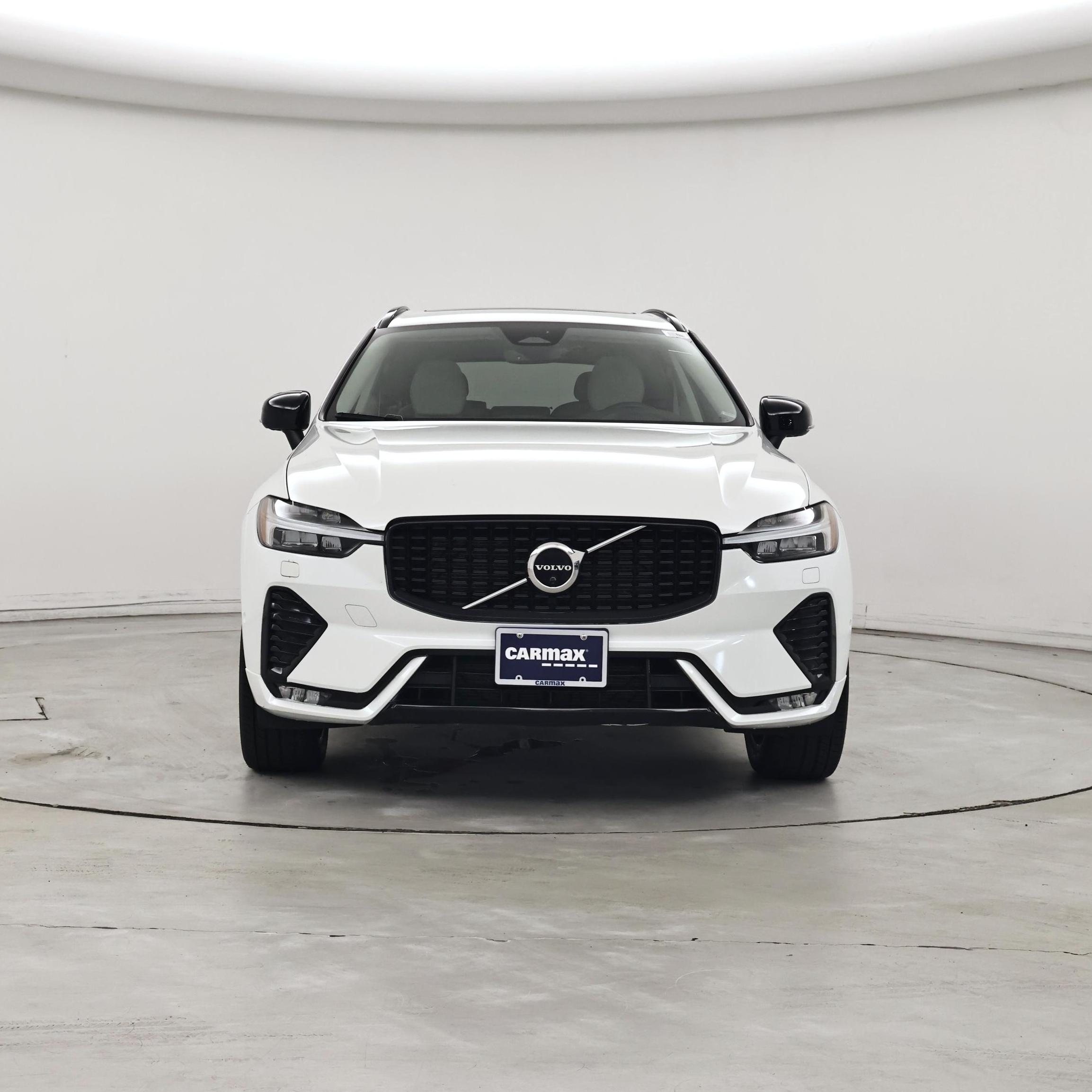 Thumbnail: 2023 Volvo XC60 - 5