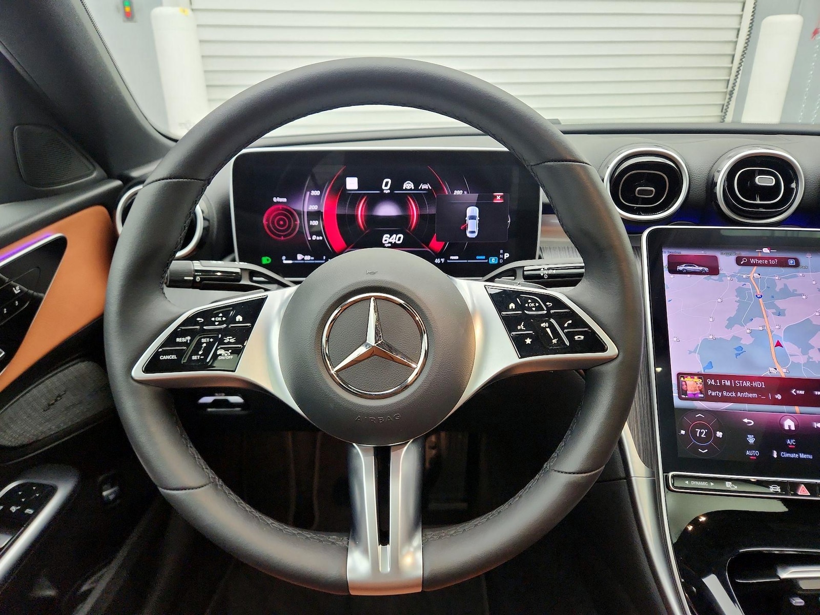 2025 Mercedes-Benz C-Class Sedan C 300 - Photo 11