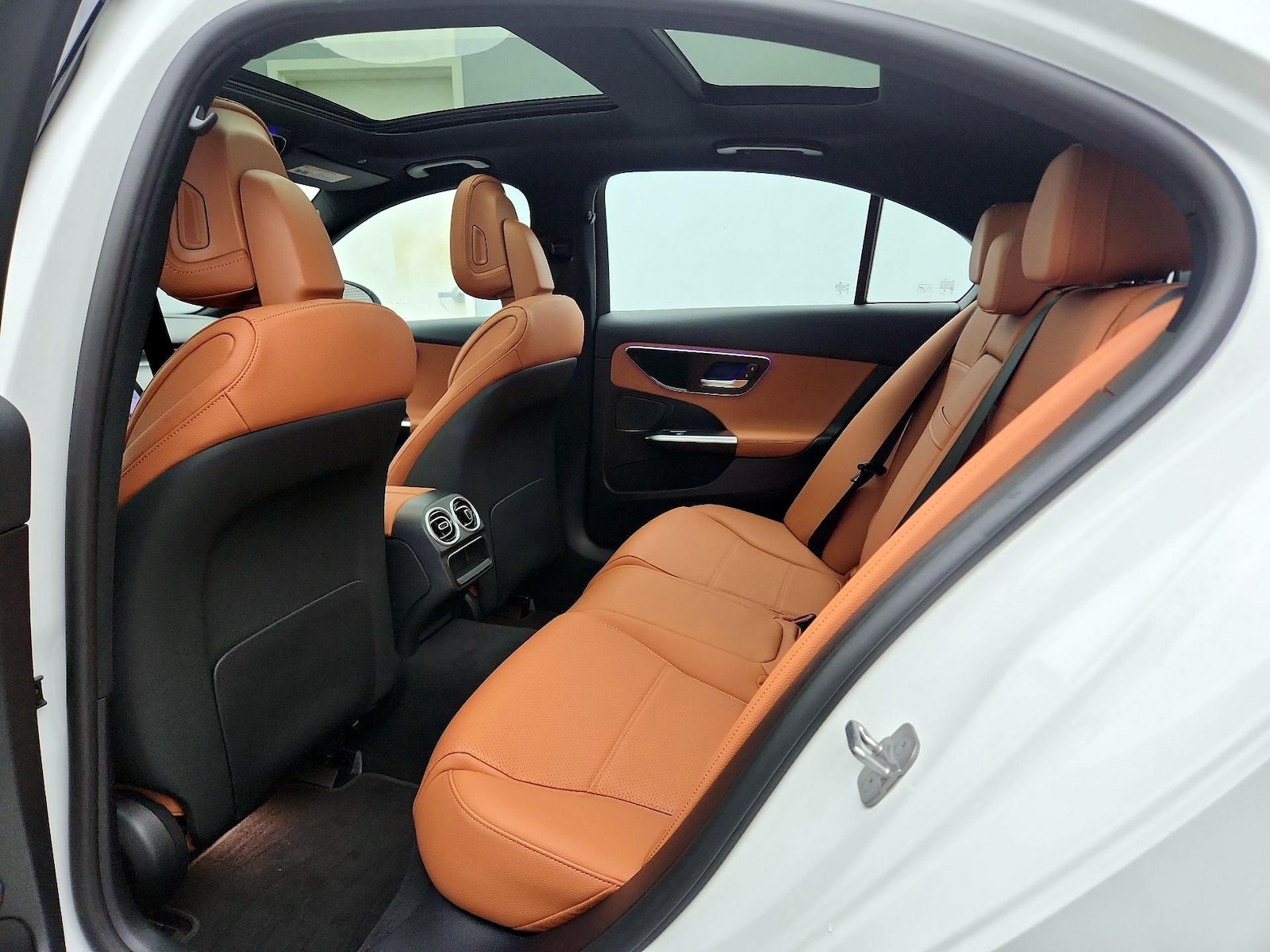 2025 Mercedes-Benz C-Class Sedan C 300 - Photo 22