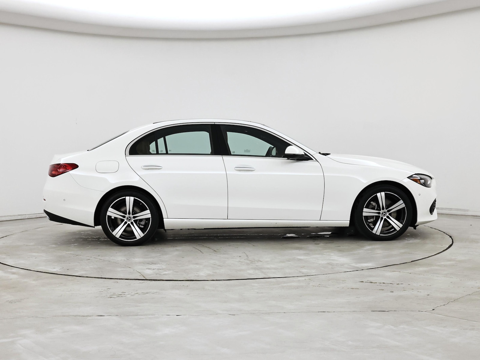 2025 Mercedes-Benz C-Class Sedan C 300 - Photo 8