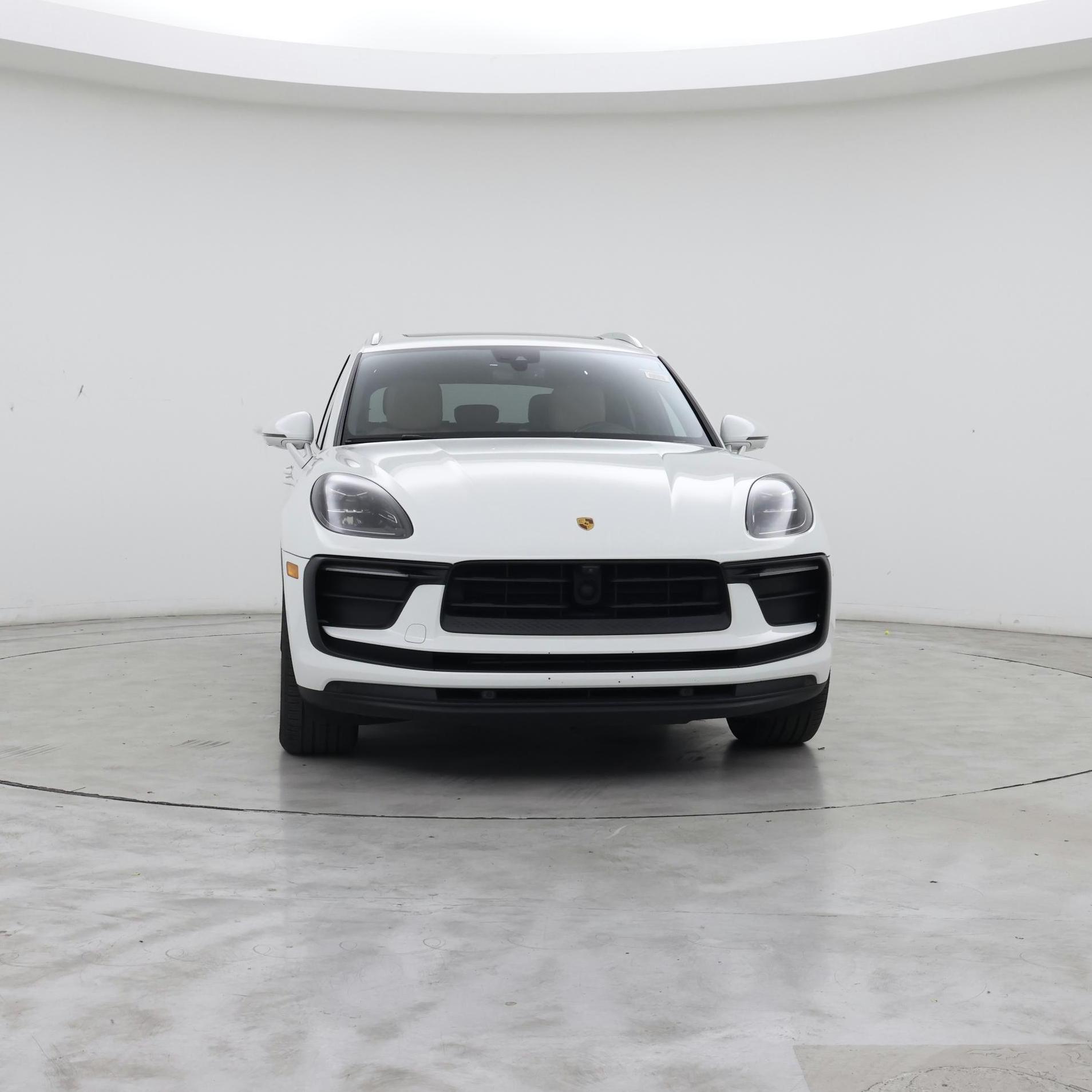 Thumbnail: 2023 Porsche Macan - 5