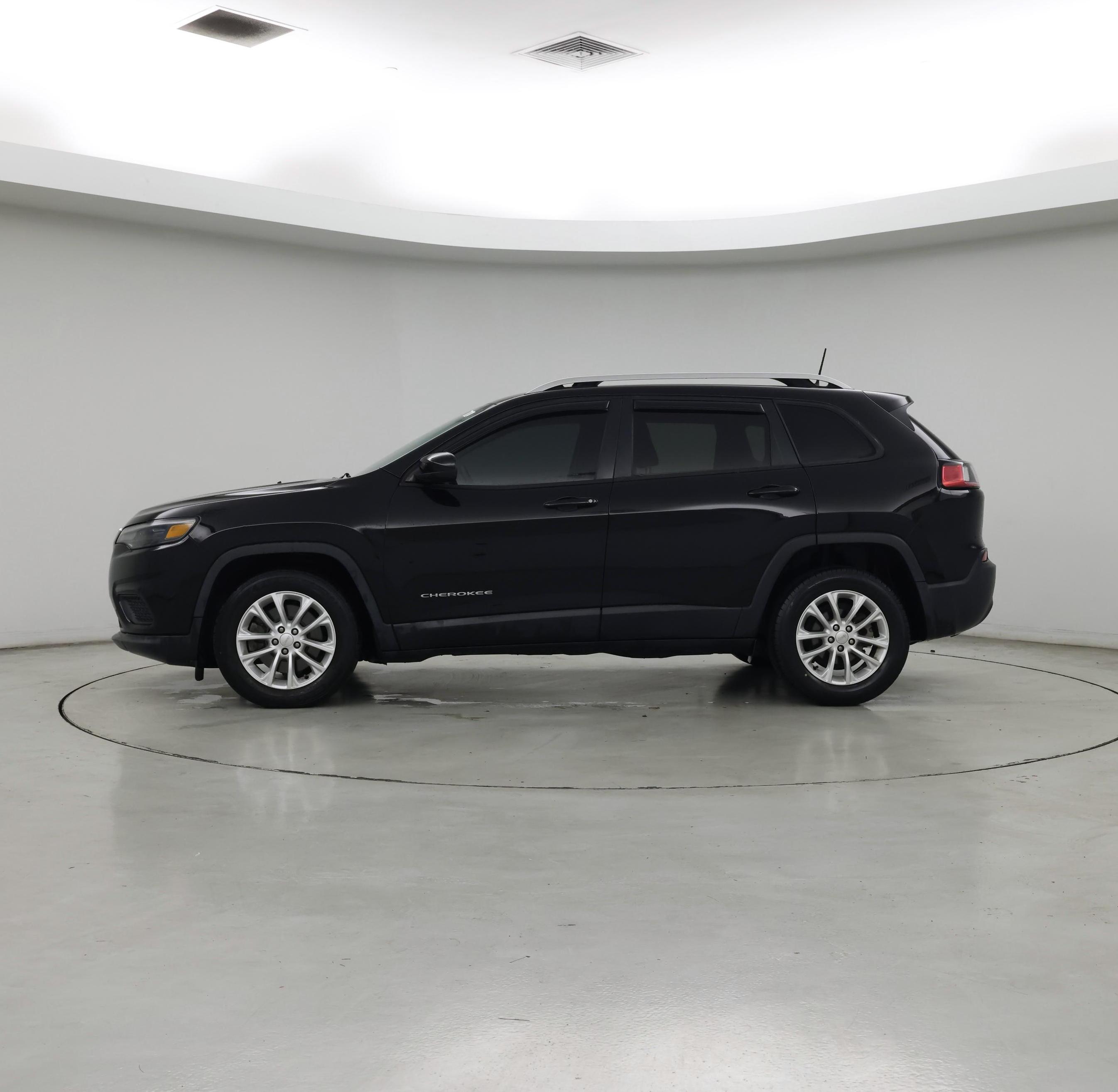 Thumbnail: 2020 Jeep Cherokee - 3