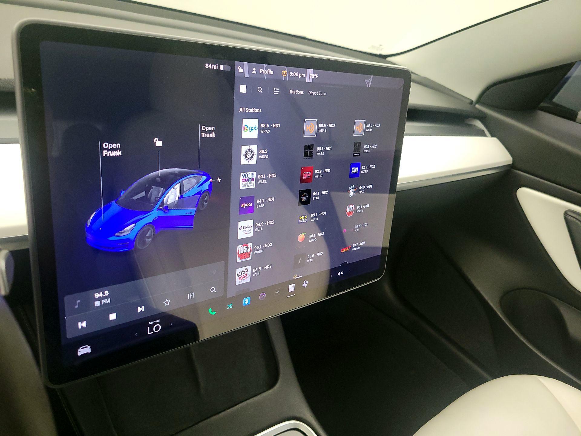 Thumbnail: 2021 Tesla Model 3 - 15
